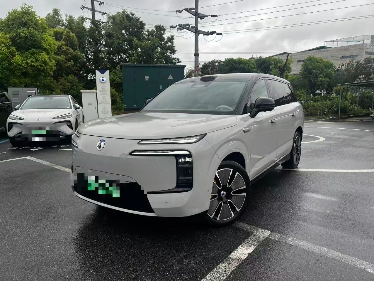 Denza 2025 Denza N8L 2.0T CVT Flagship Automatic