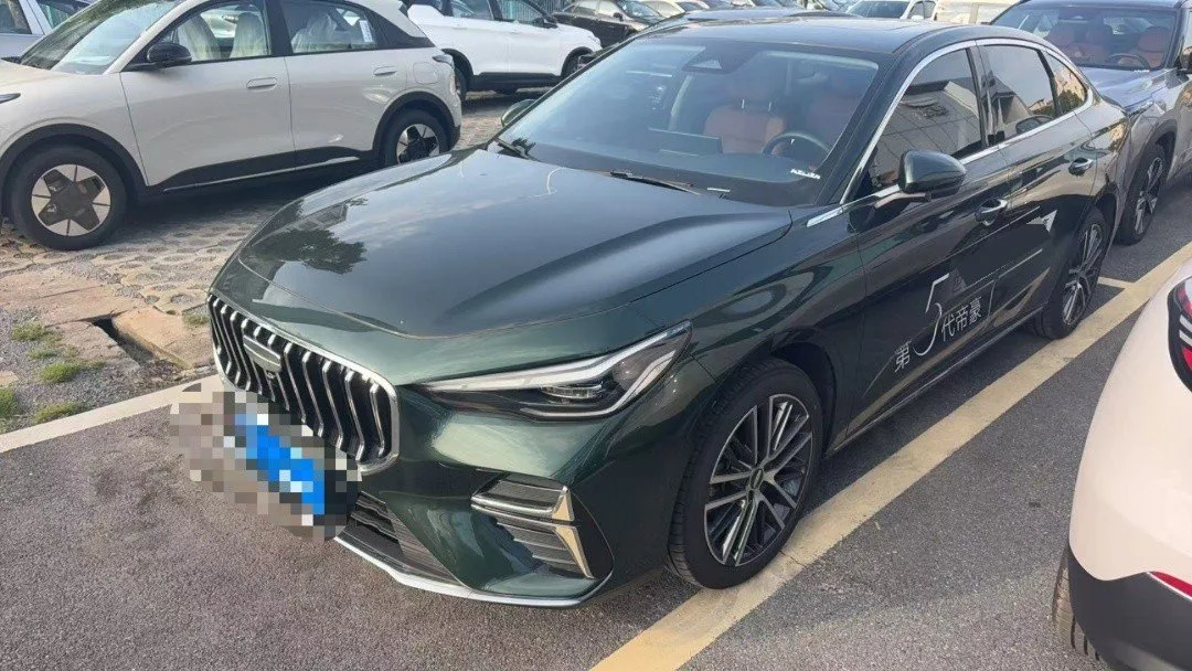 Geely 2026 Emgrand Sedan 1.5T Flagship Automatic
