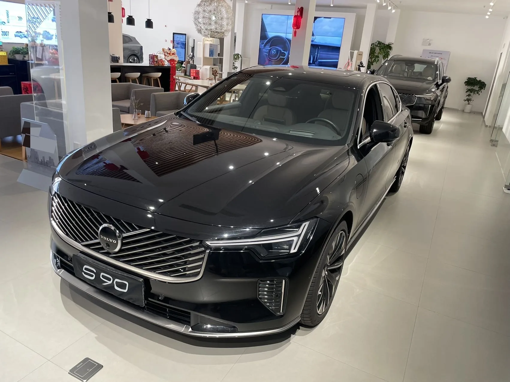 Volvo S90 PHEV 2026 Model S90 PHEV 2.0T T8 AWD Long Range Smart Luxury Edition Automatic Transmission
