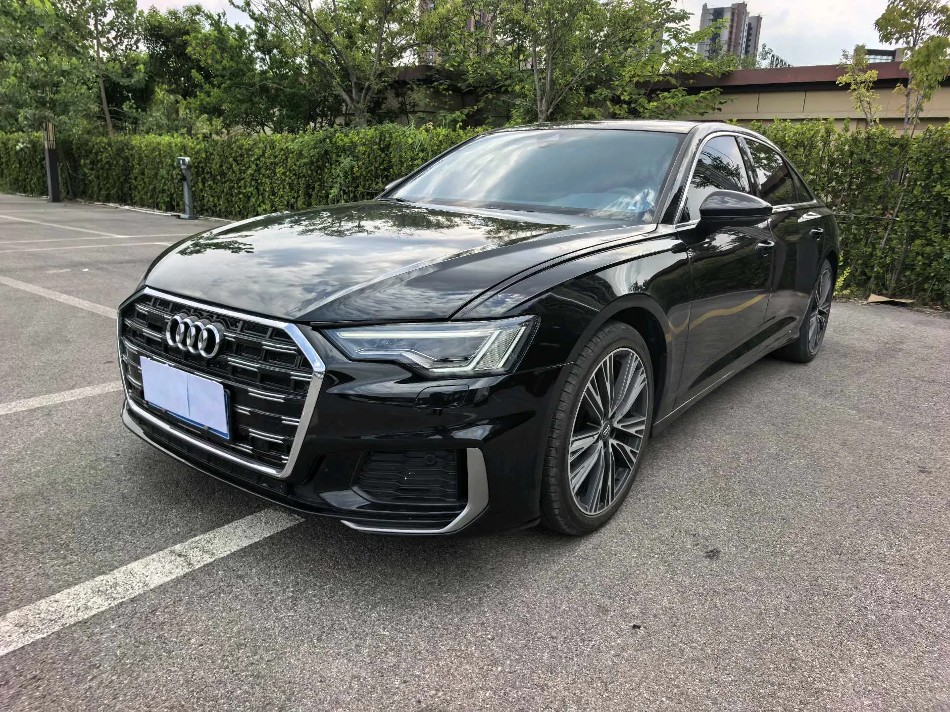 Audi A6L 2021 40 TFSI Luxury Dynamic
