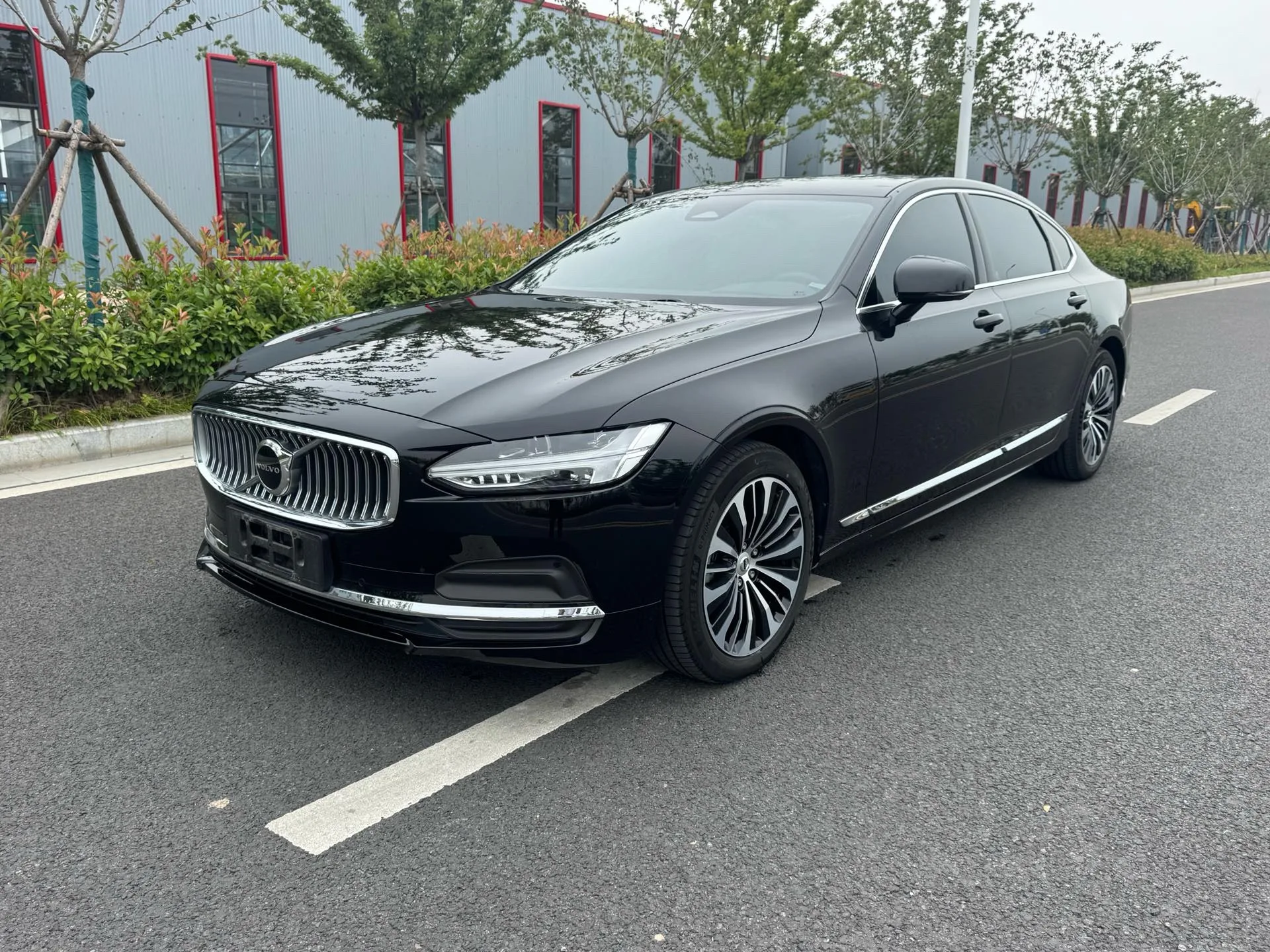 2025 Volvo S90 48V 2.0T B5 Inscription Luxury Edition Automatic