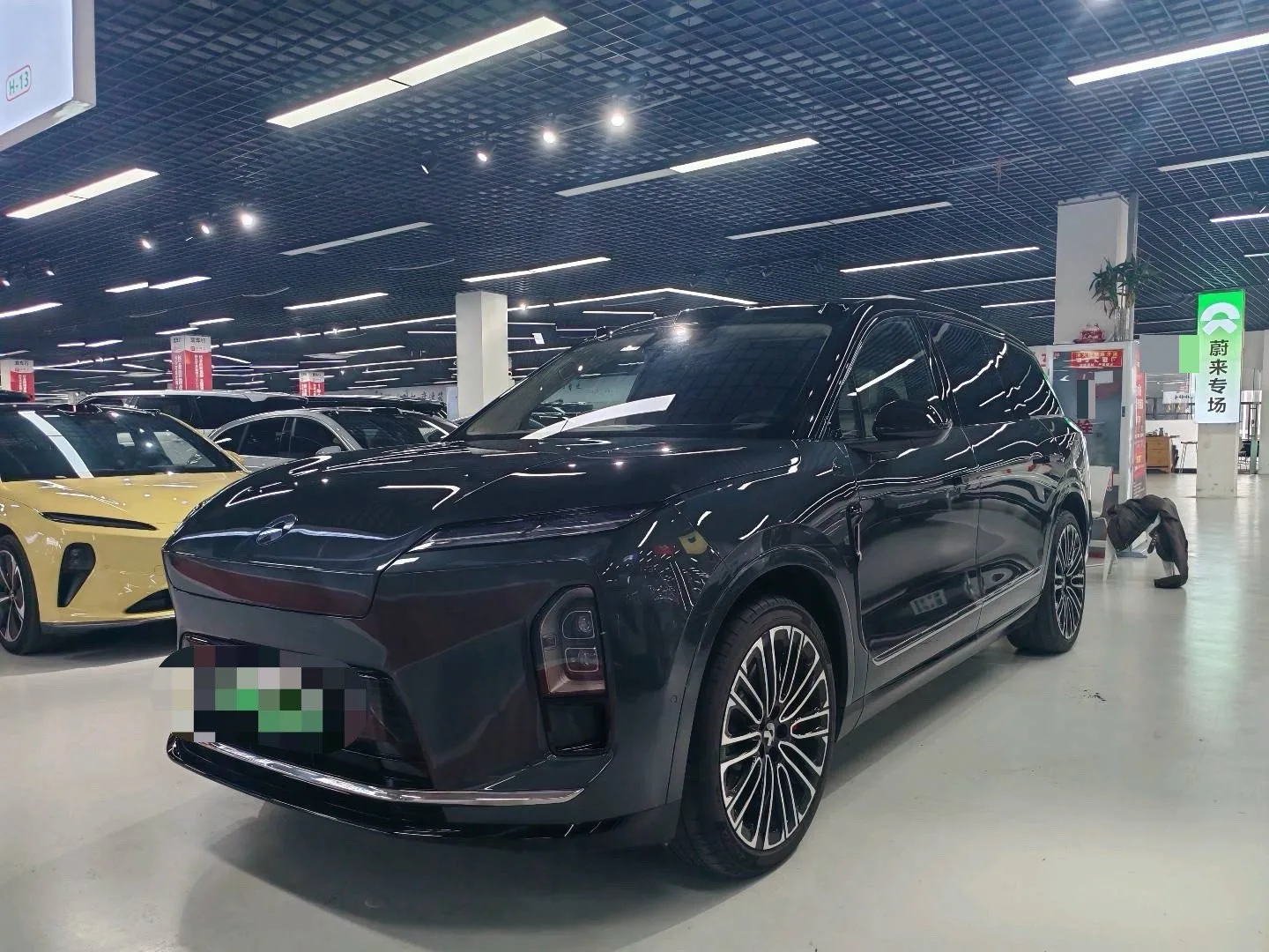 NIO 2026 ES8 6-seater Executive Signature Edition Automatic