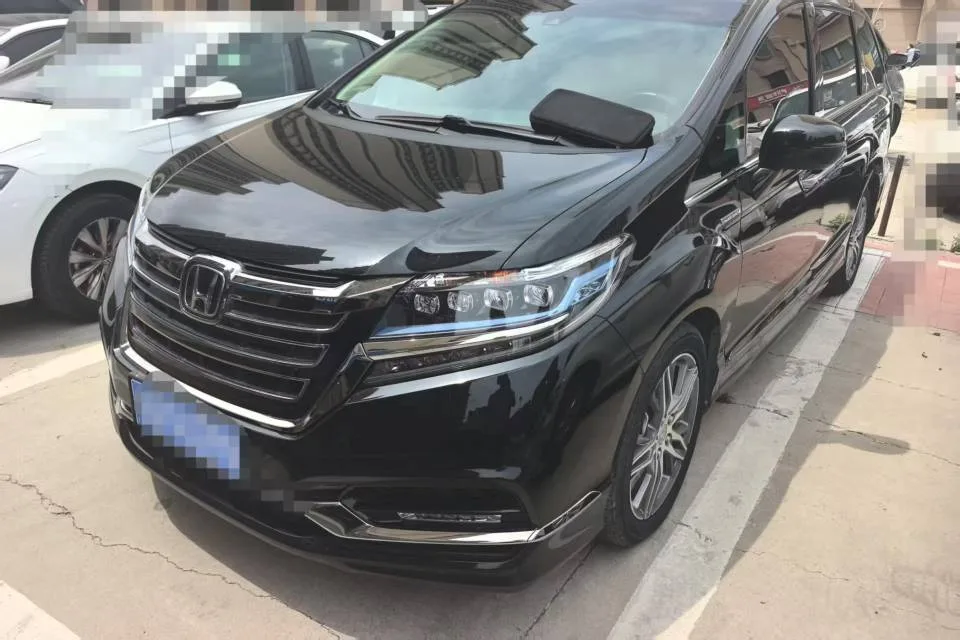 Elysion 2019 2.0L Hybrid Luxury Edition
