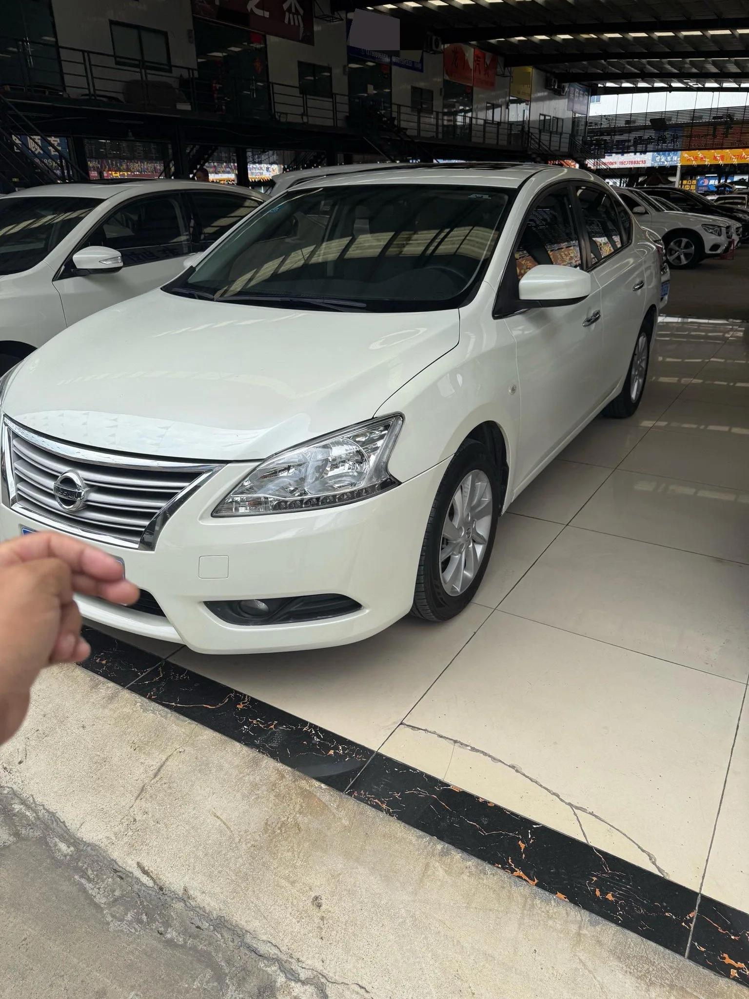 Nissan Sylphy 2014 1.6XV CVT Premium Edition