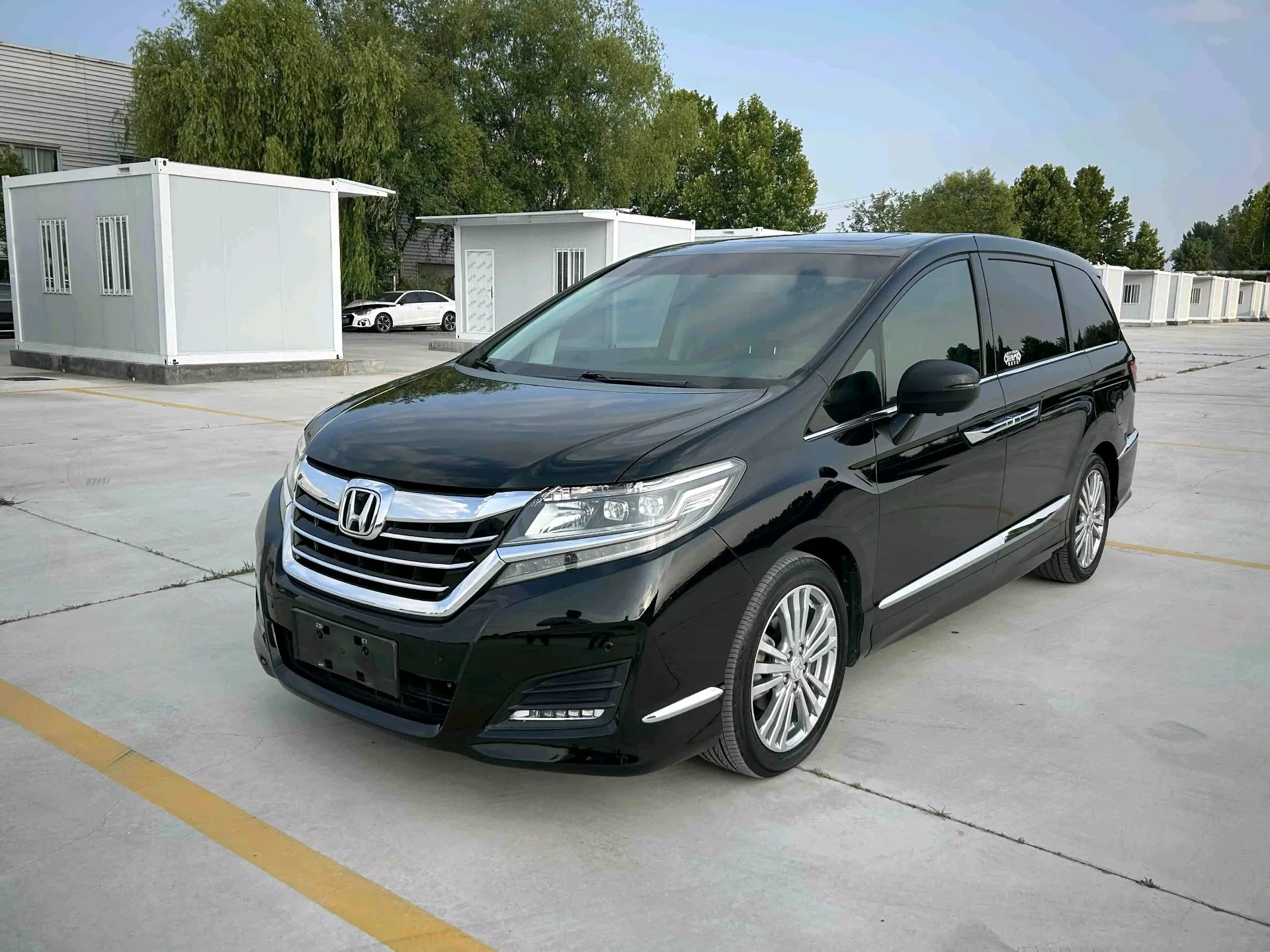 Elysion 2016 Model Year 2.4L Classic Edition