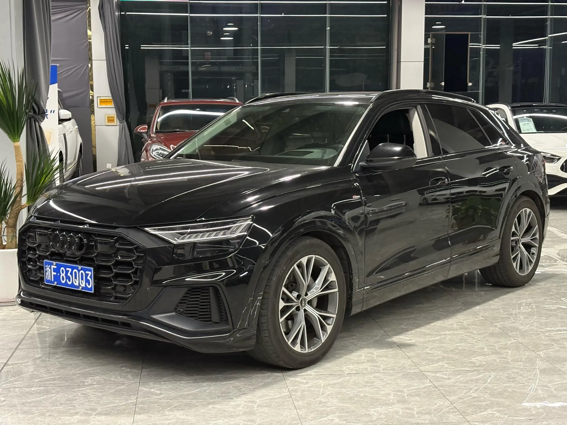 Audi Q8 2022 55 TFSI Luxury Dynamic