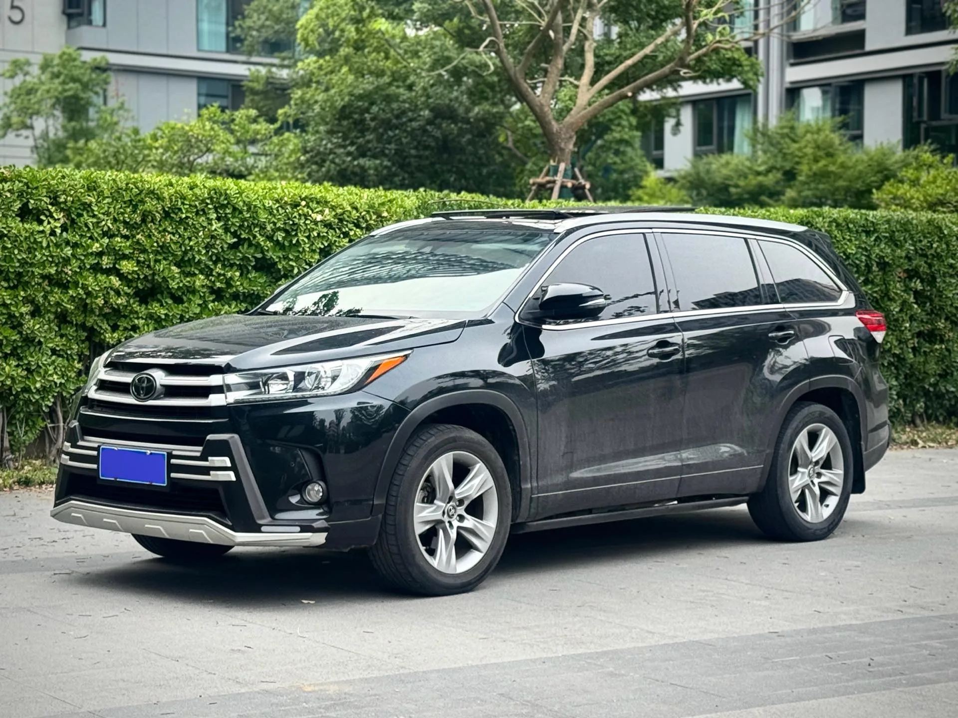 2021 Toyota Highlander 2.0T AWD Luxury 7-seater