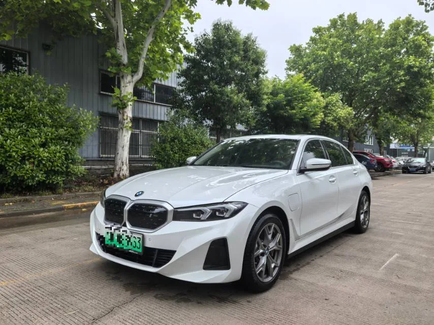 BMW 2024 i3 eDrive 35L Automatic