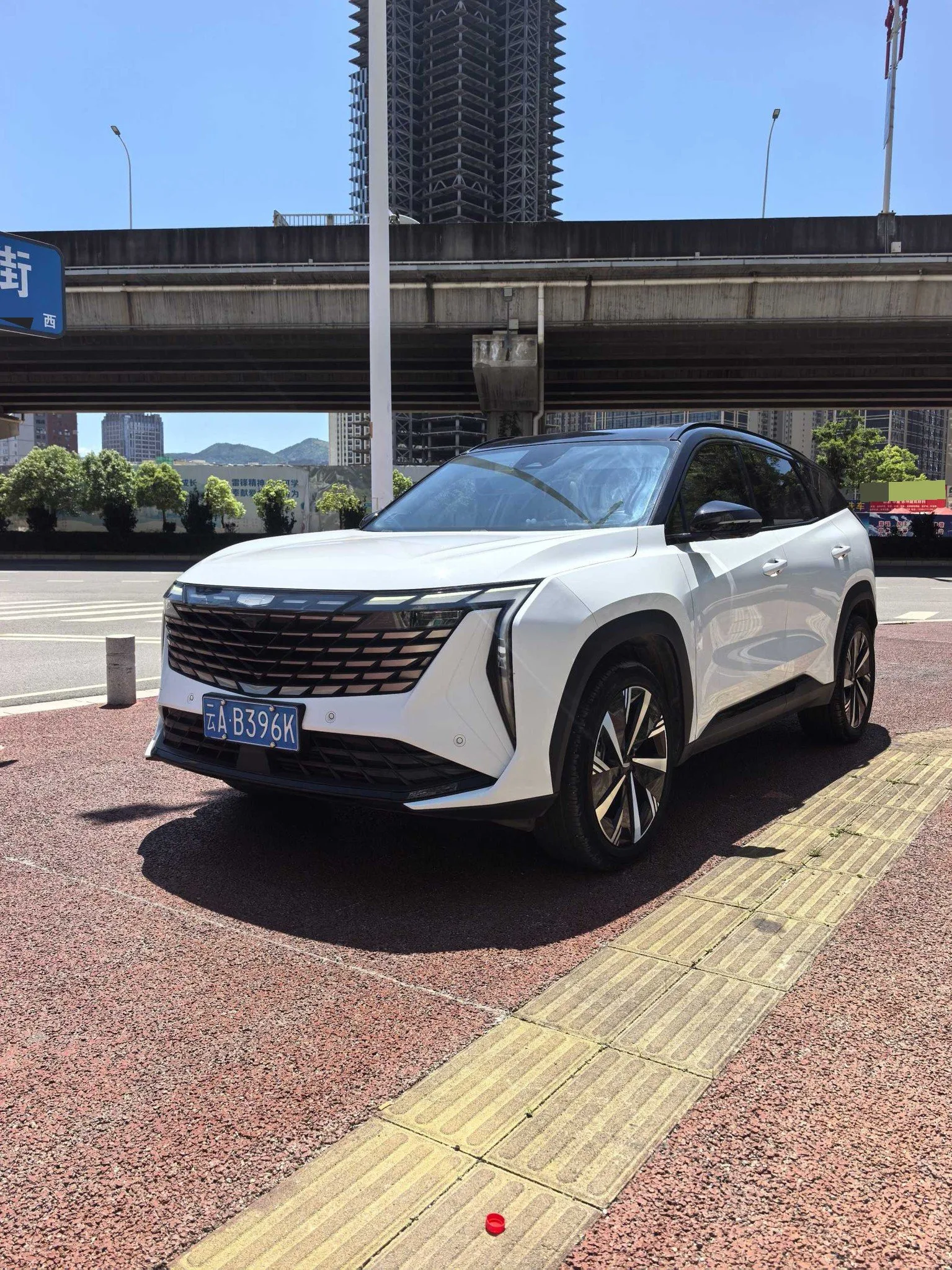 Geely Boyue L 2023 1.5TD DCT Premium Edition