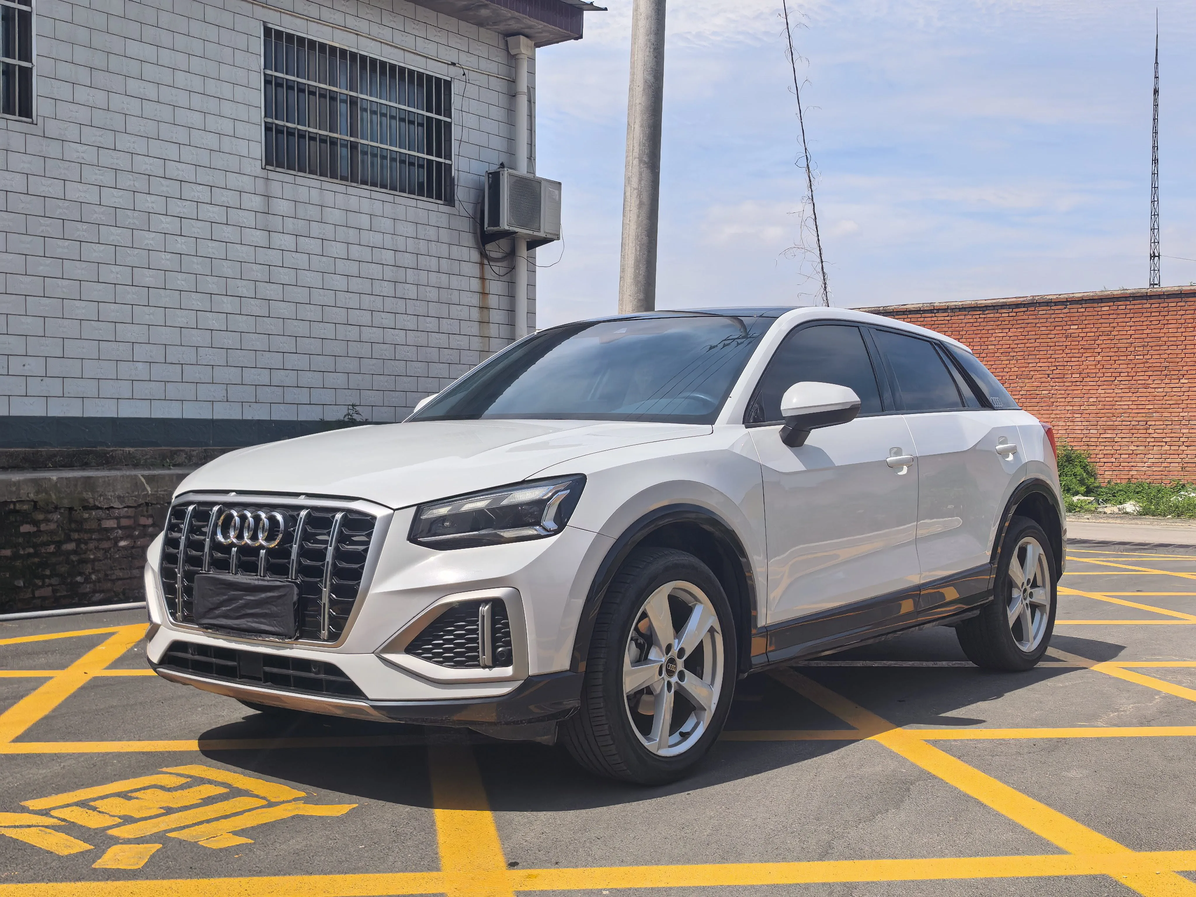 Audi Q2L 2022 35 TFSI Progressive Elegance