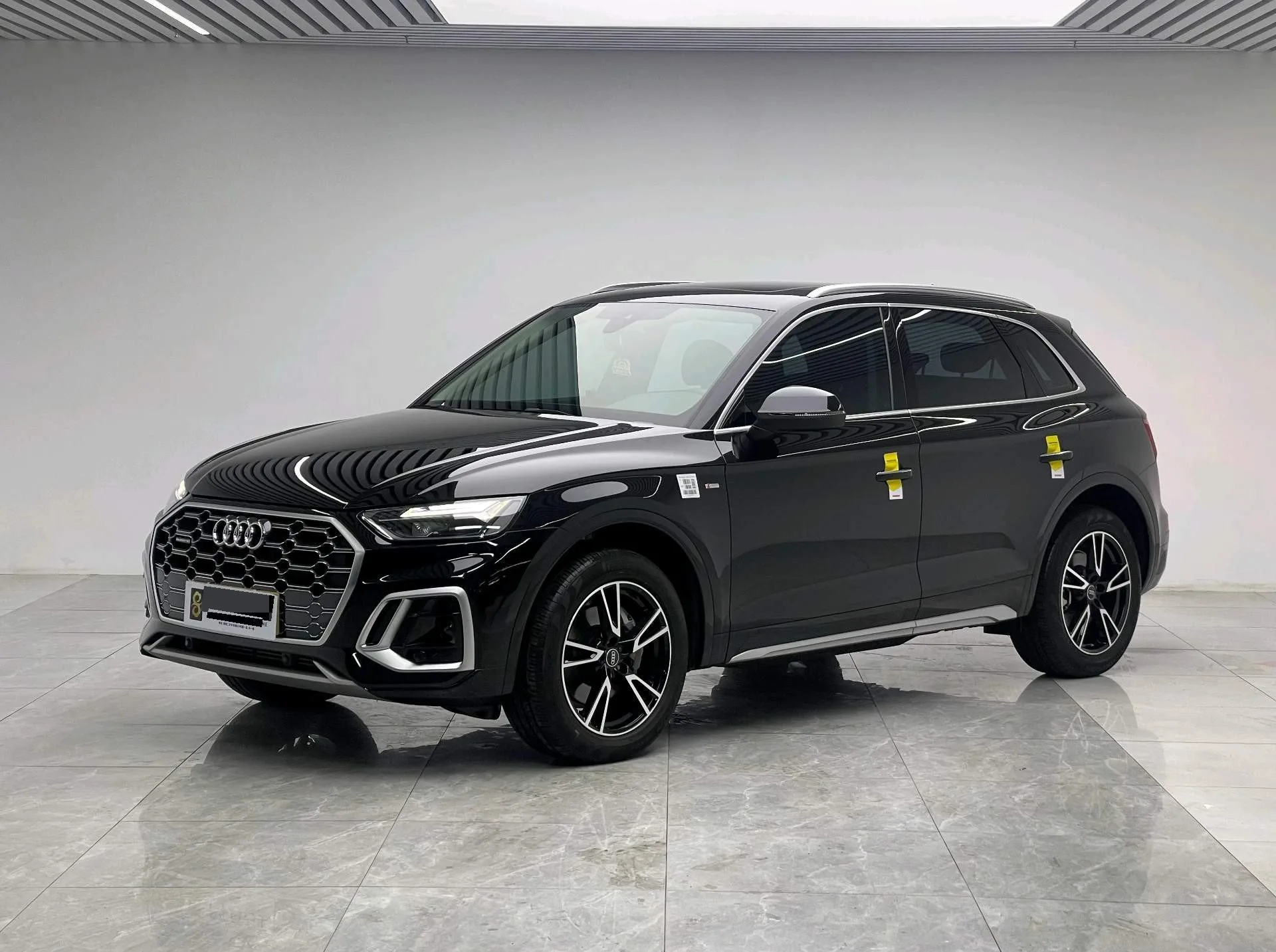 Audi 2025 Q5L 2.0TFSI 40TFSI Fashion Dynamic Automatic