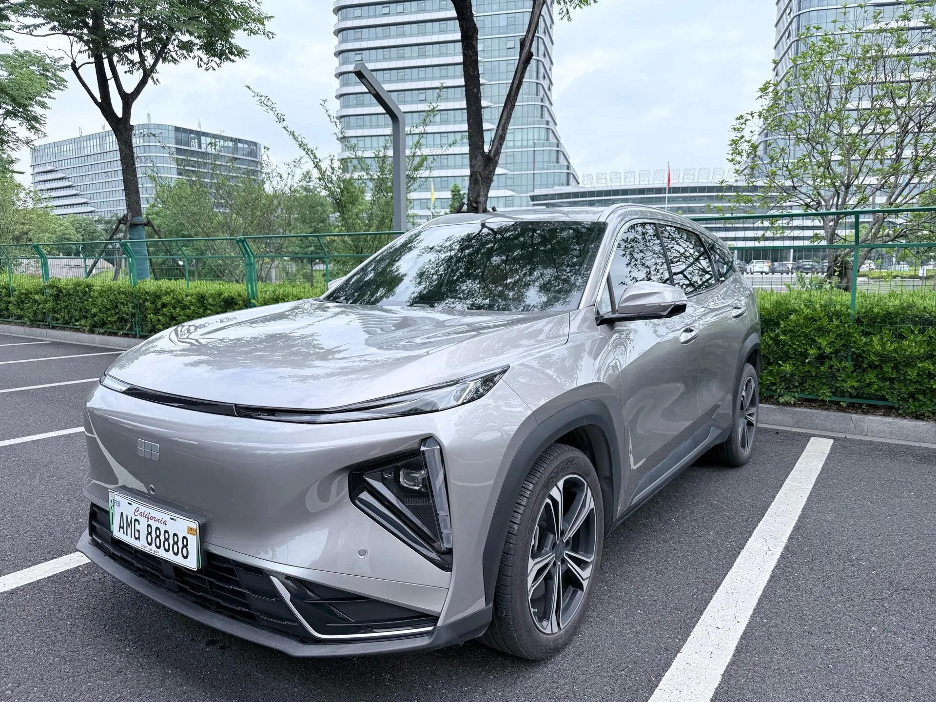 Geely Galaxy 2025 L7 EM-i 1.5 115km Exploration+ Edition Automatic