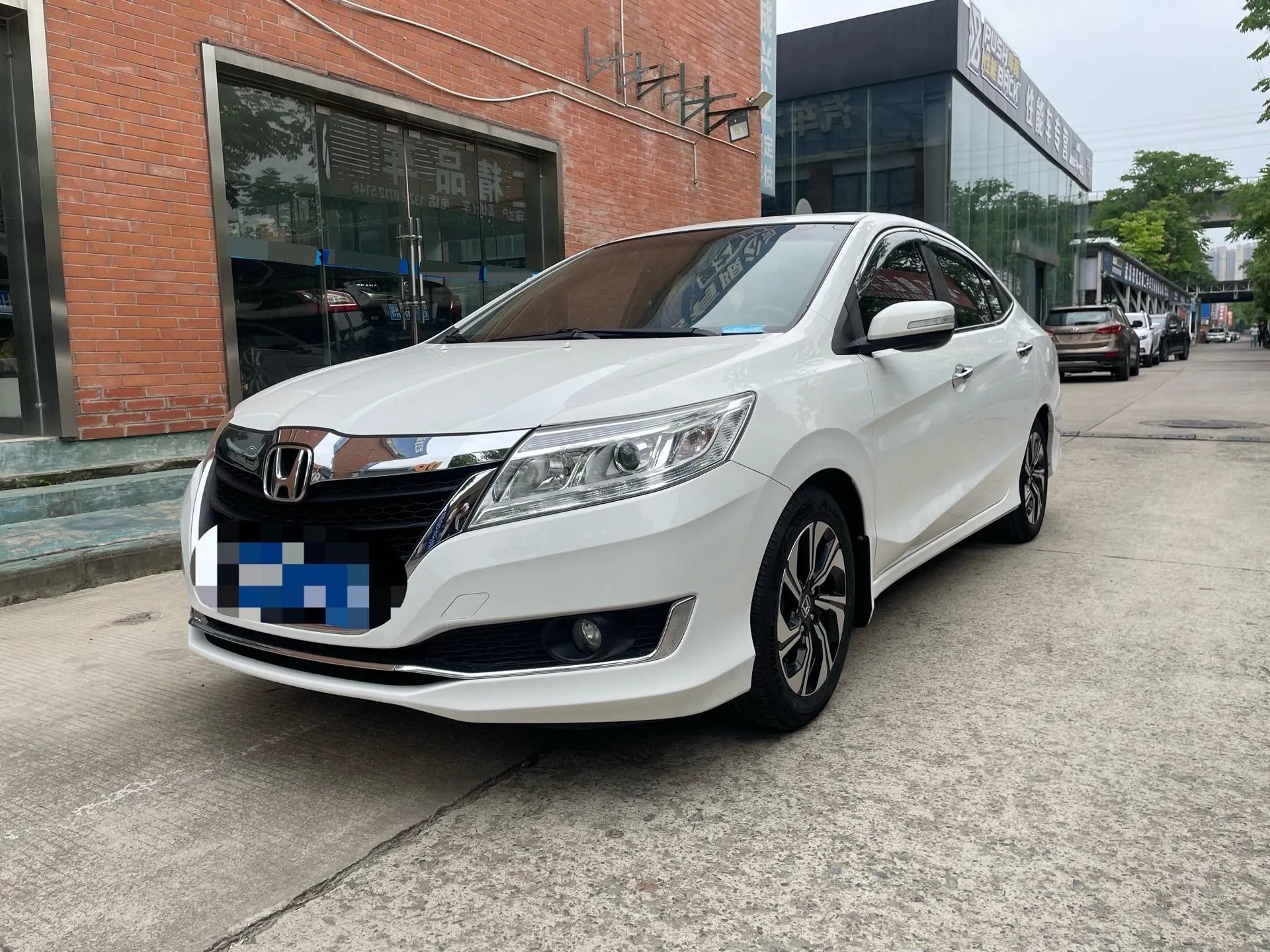 Honda Crider 2016 1.8L CVT Deluxe Edition