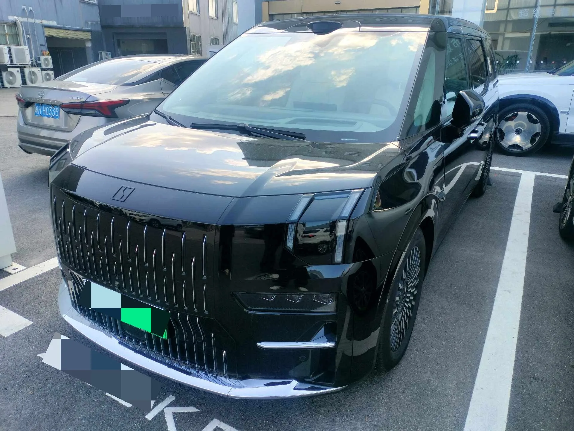 Extreme Krypton 009 2024 Model 7-Seat Aisle Edition 108kWh
