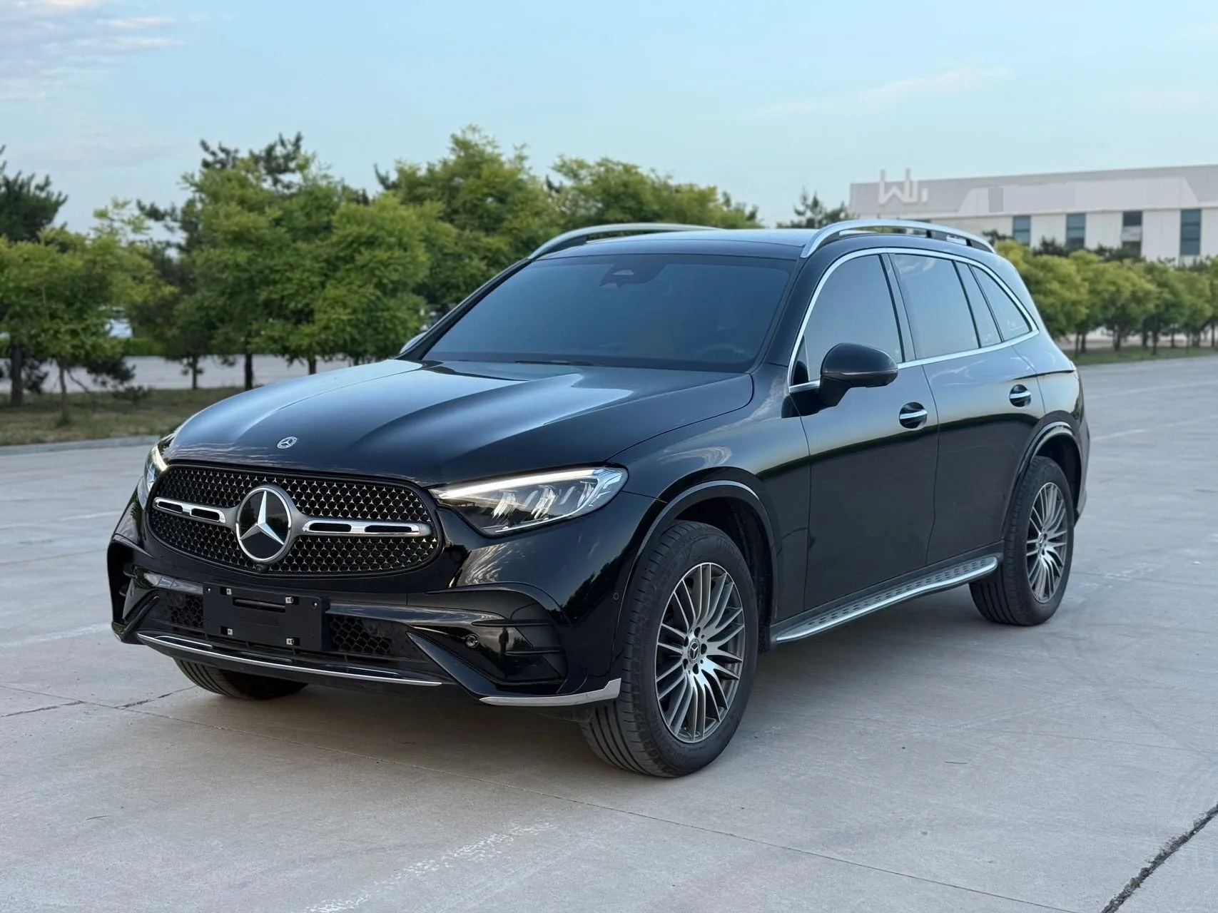 Mercedes-Benz 2025 GLC 300 L 4MATIC 48V 2.0T Dynamic 5-seater (facelift) Automatic