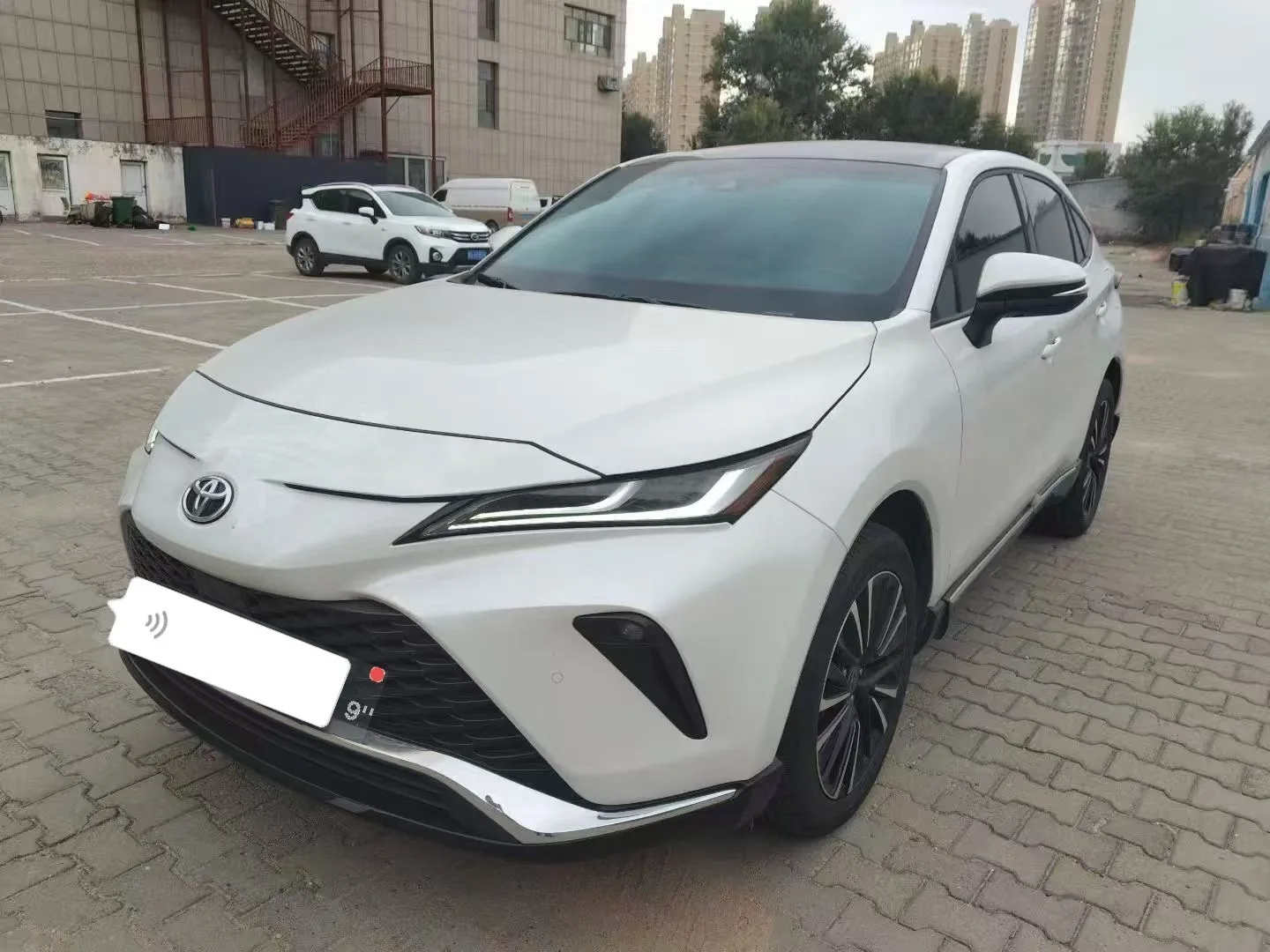 Toyota Venza 2023 2.0L CVT 2WD Luxury Automatic