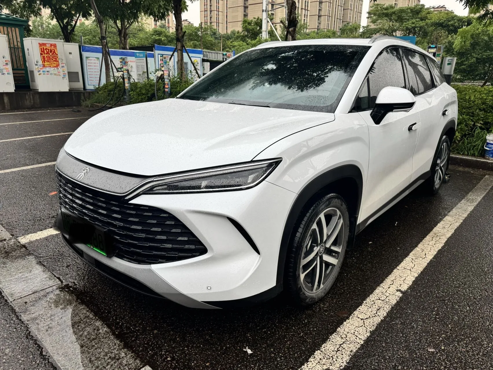 BYD 2024 Song L DM-i 1.5 CVT 112km/h Superior Edition Automatic