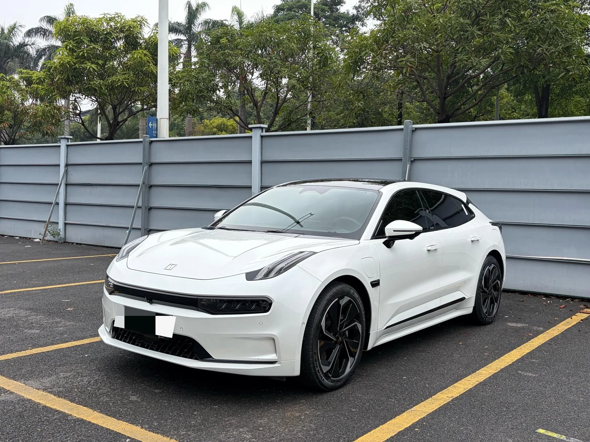 2022 ZEEKR 001 Long Range Dual Motor WE Edition