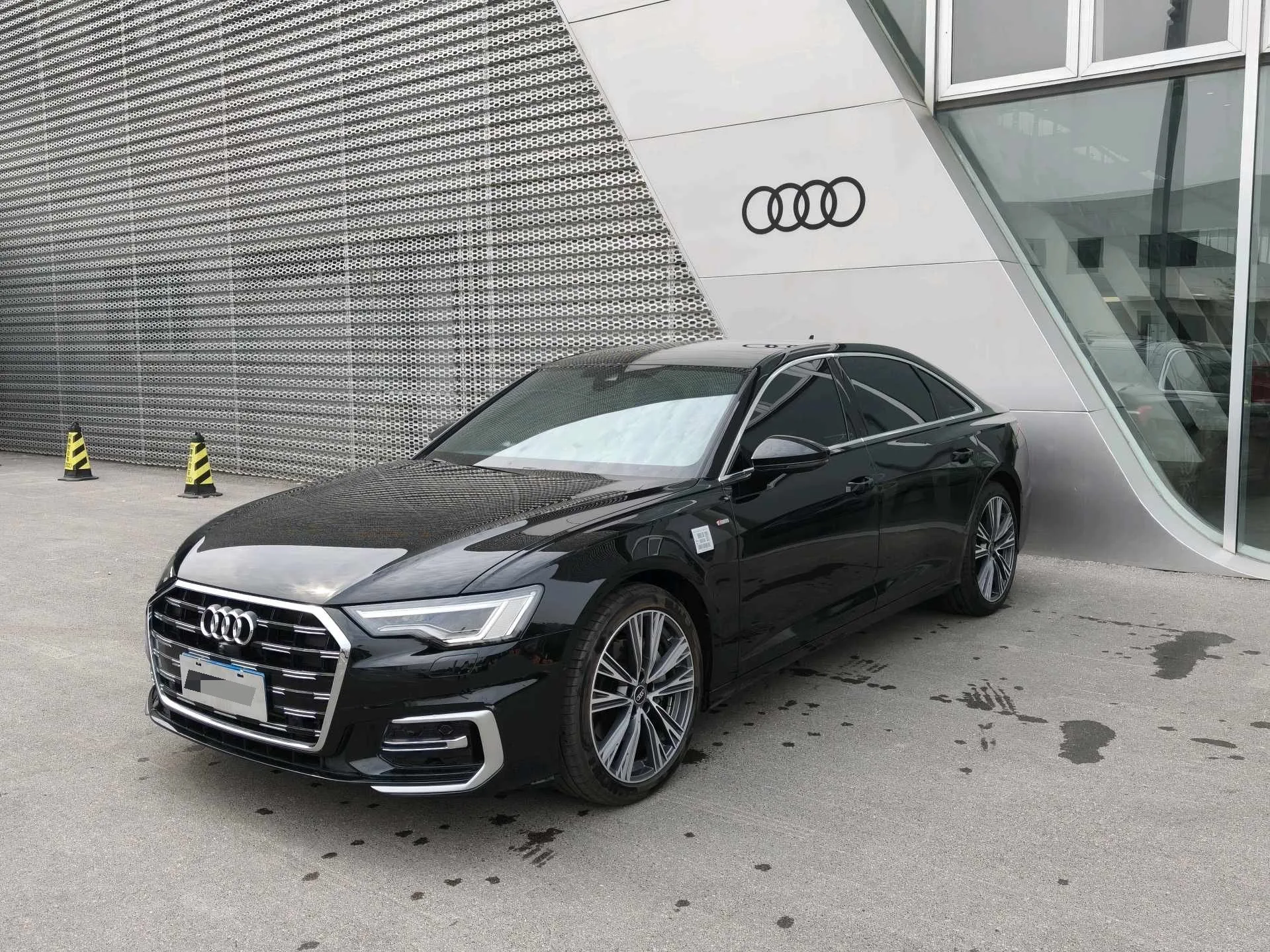 Audi 2025 A6L 2.0TFSI 45TFSI Premium Dynamic (Facelift) Automatic