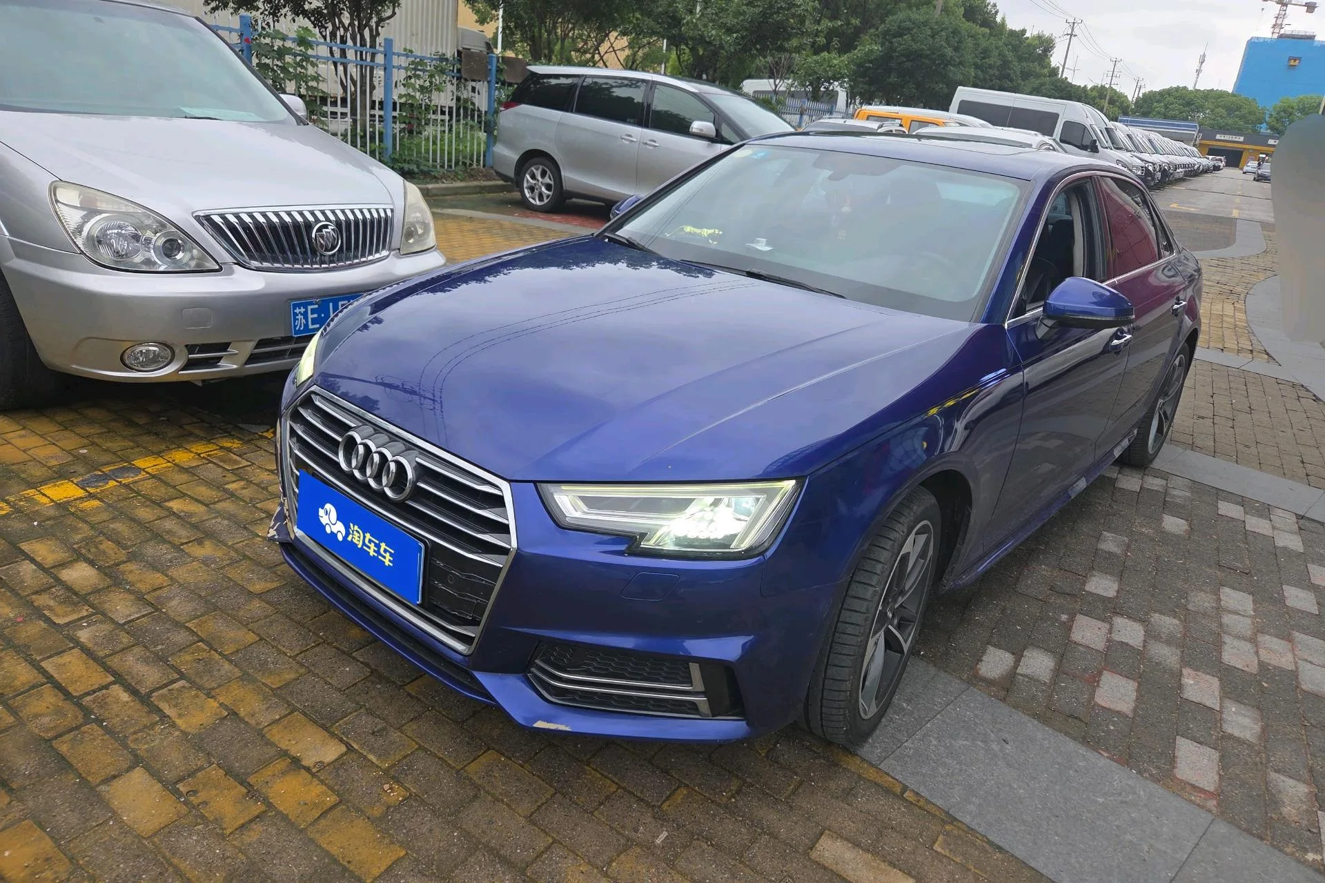 Audi A4L 2019 40 TFSI Progressive (China VI Emission Standard)