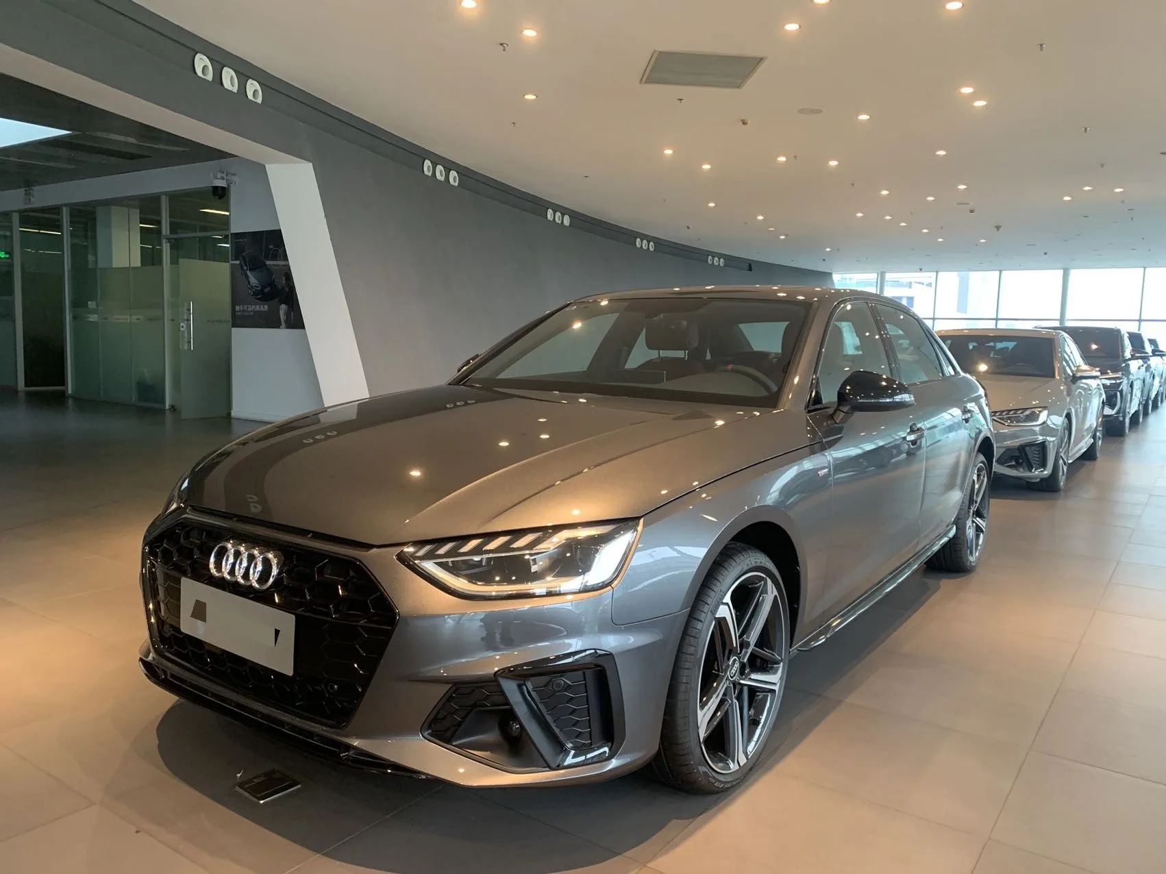 Audi 2025 A4L 2.0TFSI 40TFSI 2 Million Unit Enjoyment Edition Luxury Dynamic Model Automatic Transmission