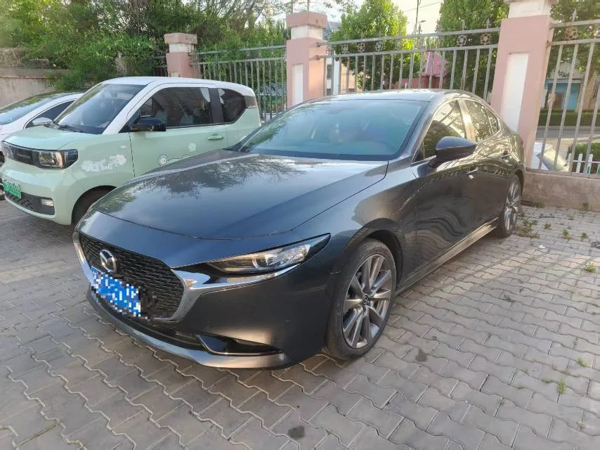 Mazda3 Axela 2020 2.0L Automatic Premium Edition