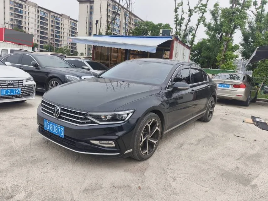 Volkswagen 2023 Magotan 2.0TSI 330TSI 2 Millionth Unit Commemorative Edition Leading Model Automatic Transmission