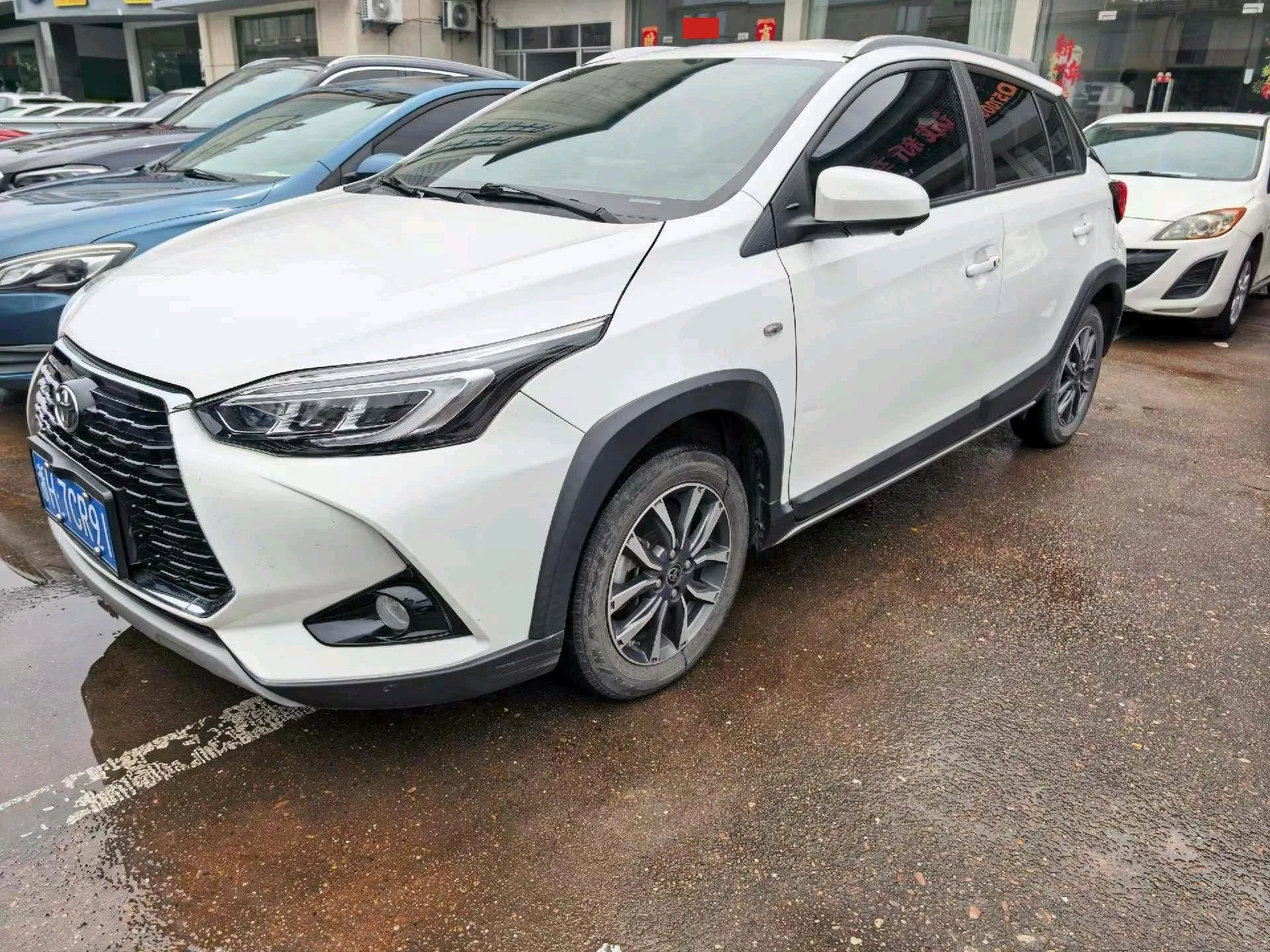 2022 Yaris L 1.5L CVT Luxury PLUS Edition