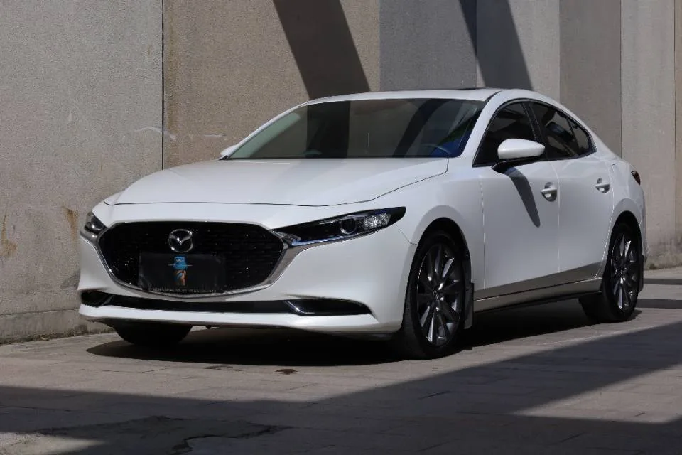 Mazda3 Axela 2021 2.0L Automatic Premium Edition