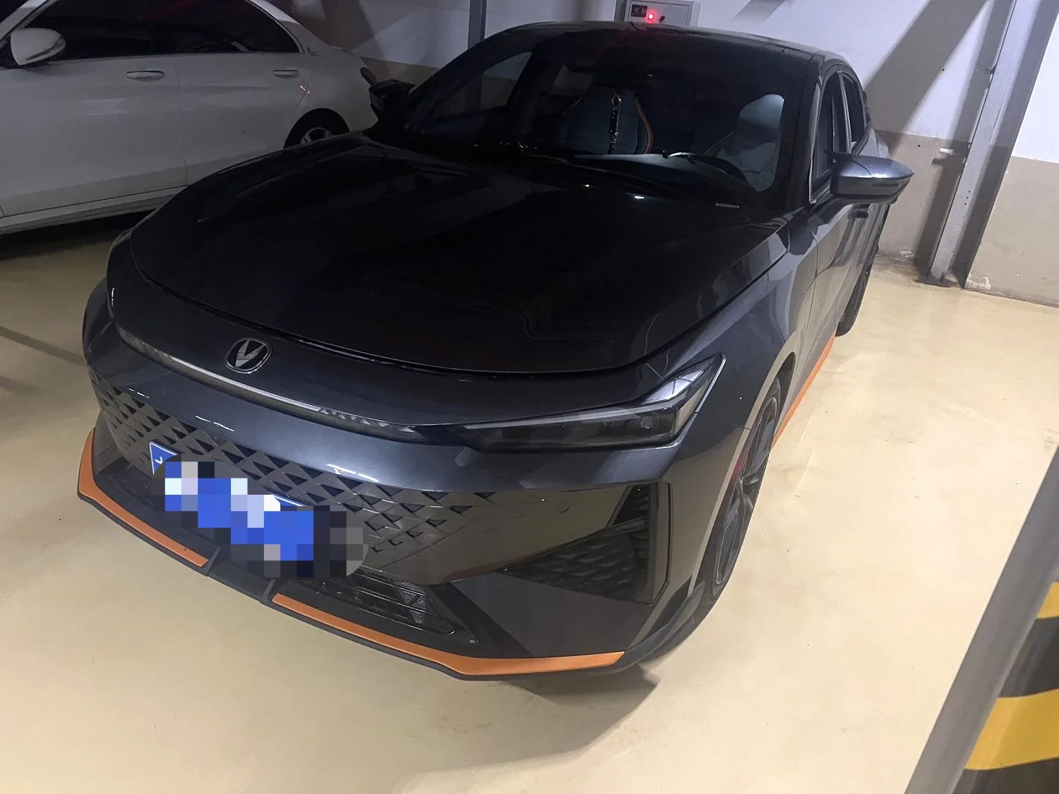 Changan 2025 UNI-V 1.5T 500Bar Premium Sport Automatic