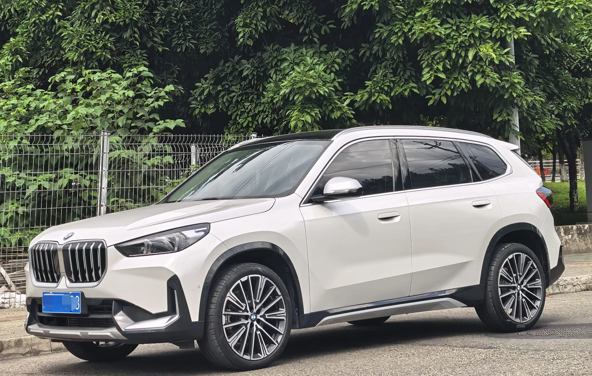 2024 BMW X1 xDrive25Li 2.0T X Design Package, Automatic Transmission