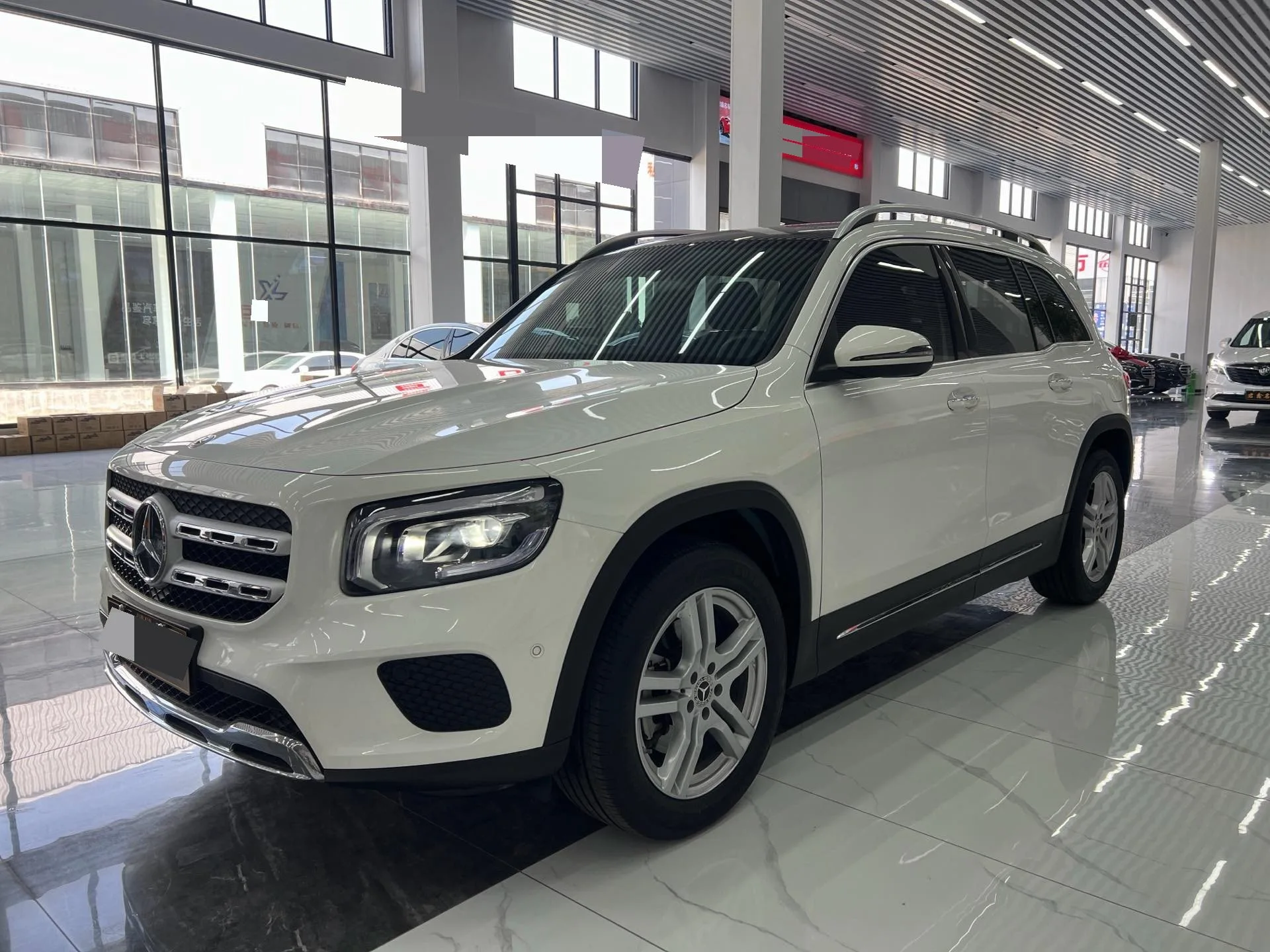 Mercedes-Benz GLB 2021 Fashion Edition