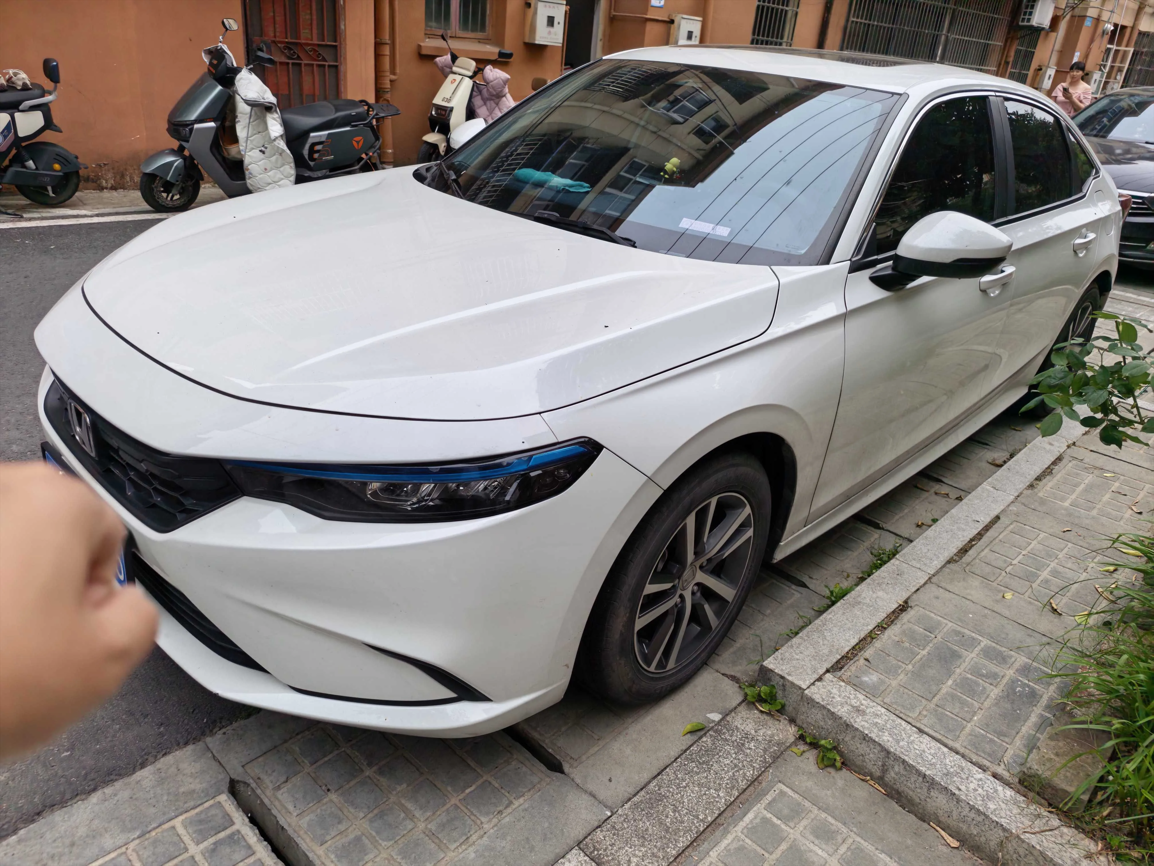 Honda 2023 Stylish 1.5T CVT 240TURBO Tech Edition Automatic