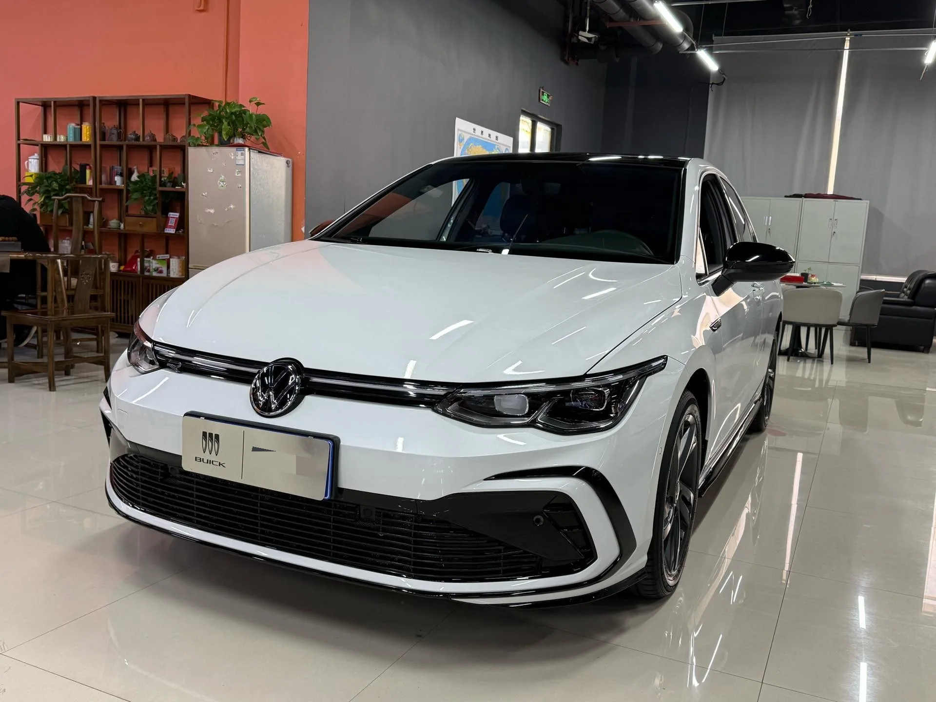 Volkswagen 2023 Golf 8 R-Line 1.4TSI 280TSI Lite (facelift) Automatic