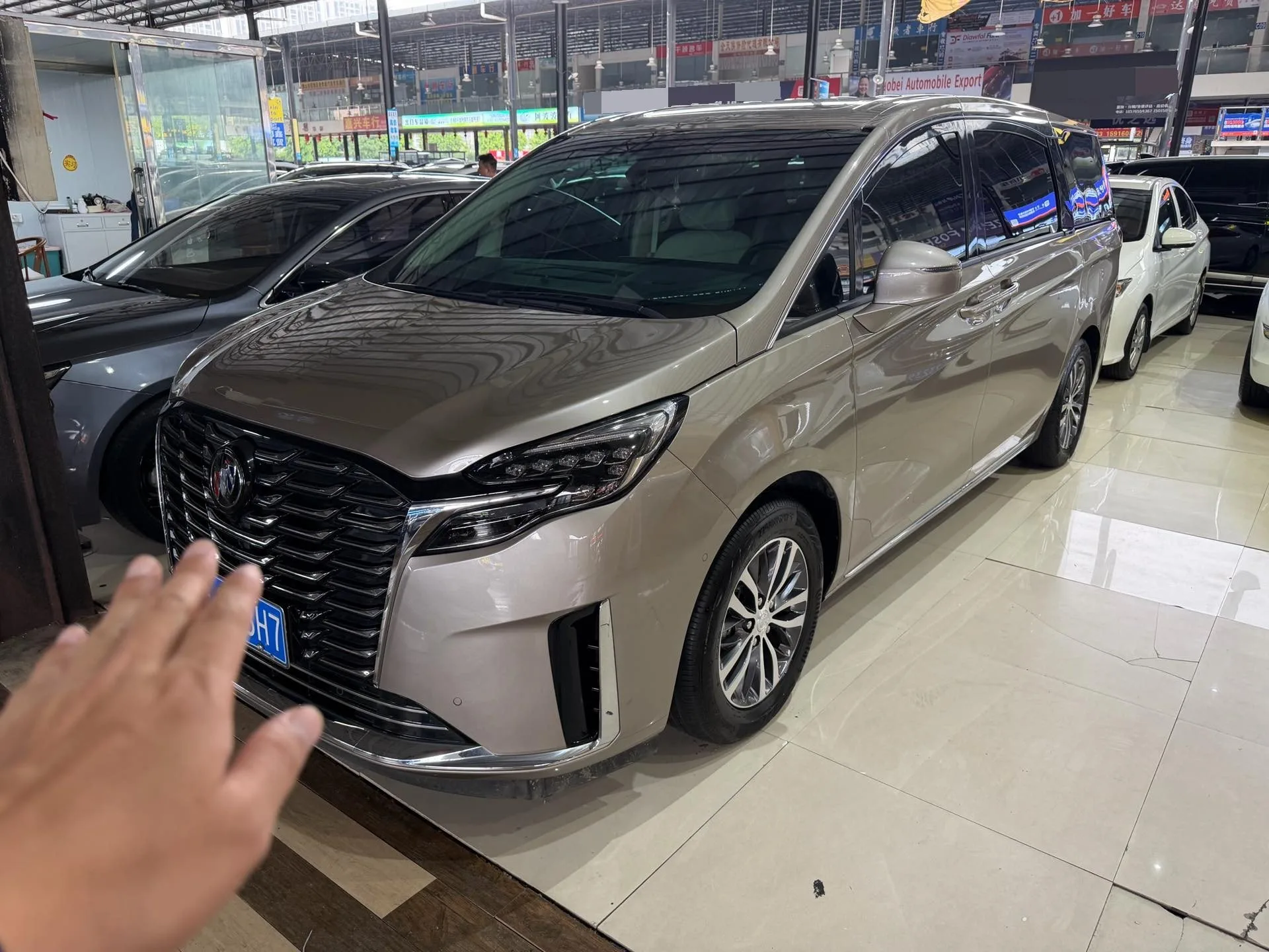 Buick GL8 2023 ES Avantgarde 653T Premium Edition