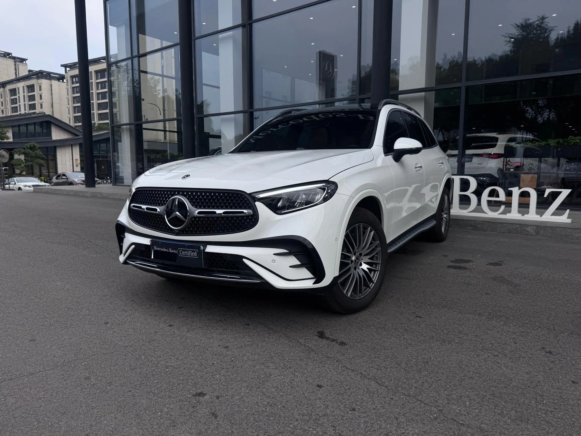 2026 Mercedes-Benz GLC 300 L 4MATIC 48V 2.0T Sport 5-Seater Automatic