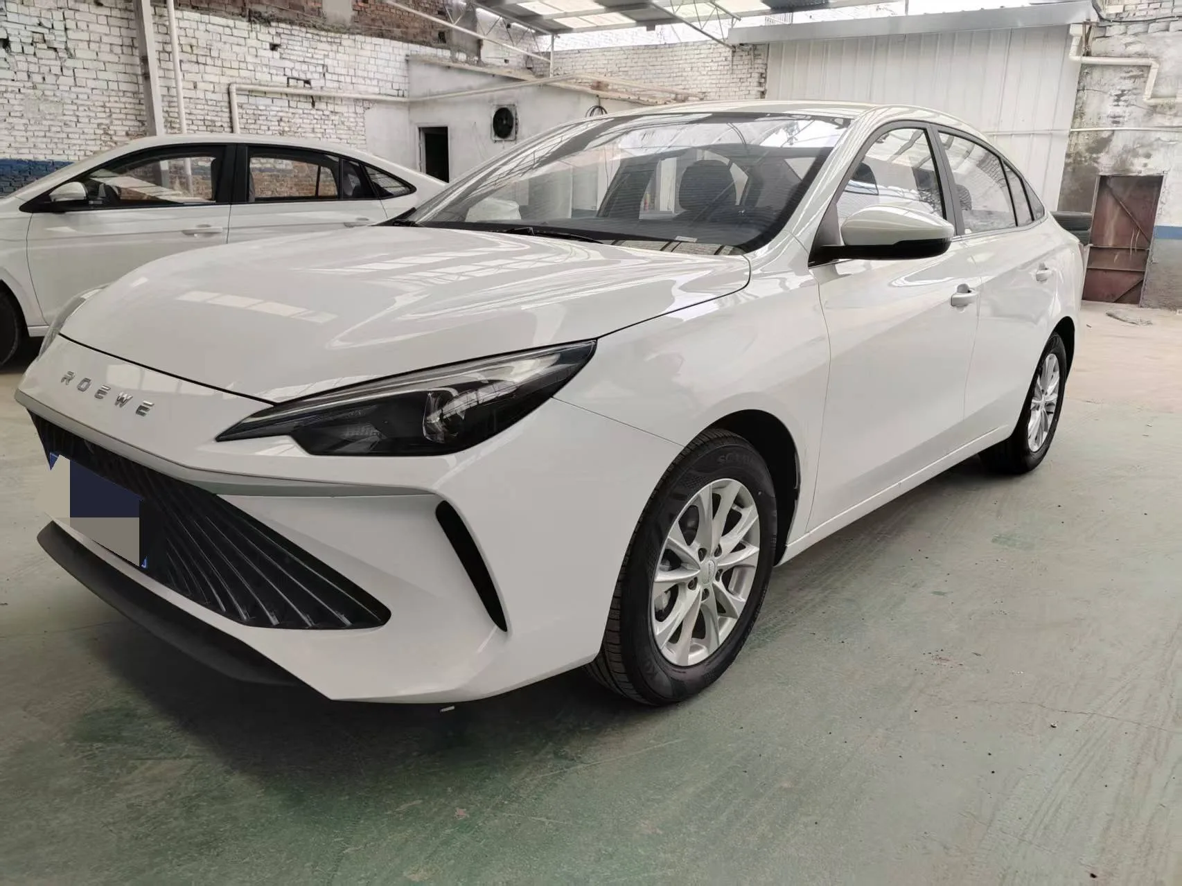 Roewe 2026 i5 1.5 CVT Luxury Edition Automatic