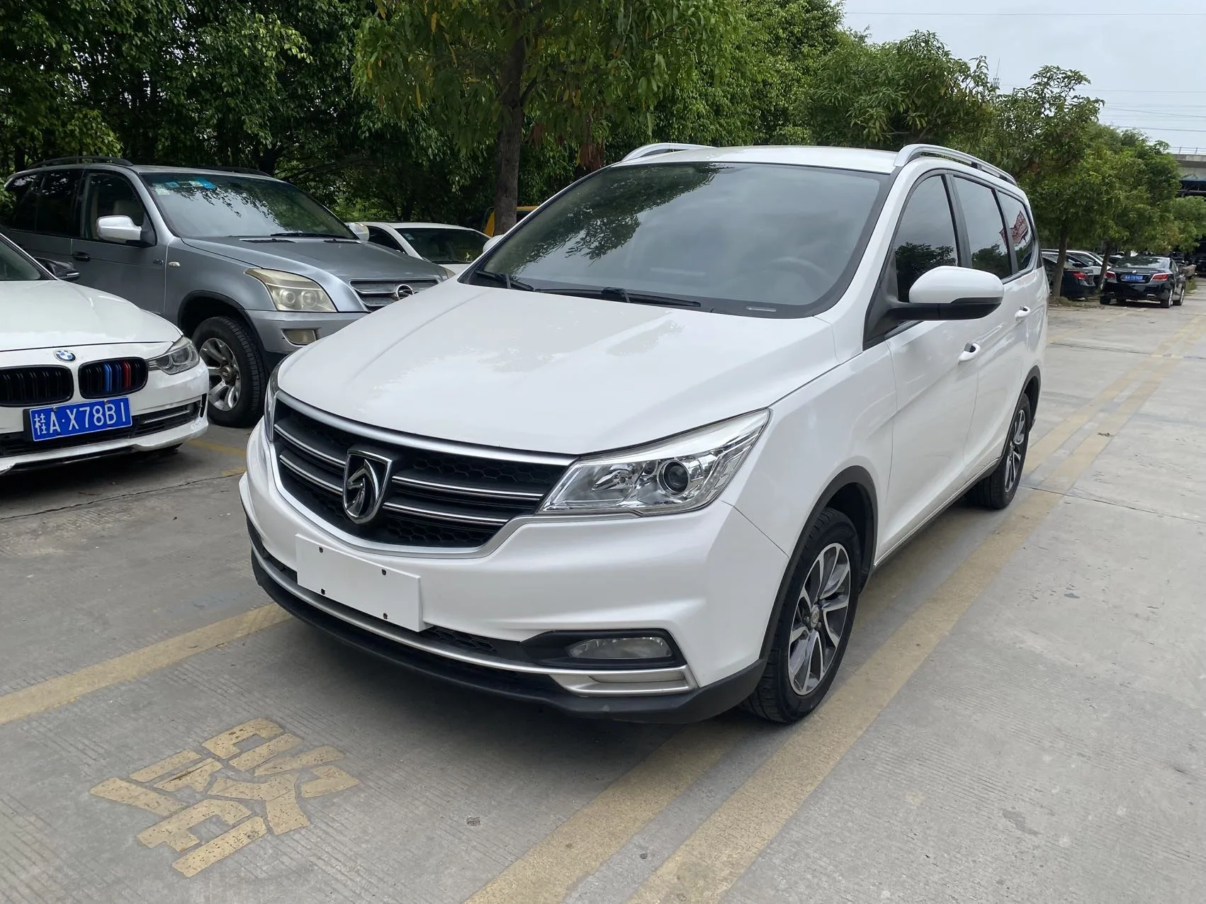 Baojun 2019 730 1.5 Fashion Edition 7-Seater Manual Transmission
