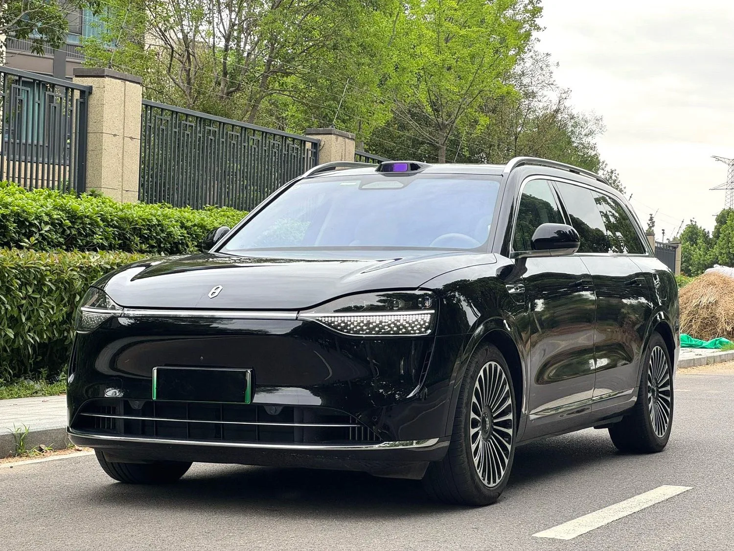 Wenjie M9 2024 Ultra Range Extended Edition 52kWh