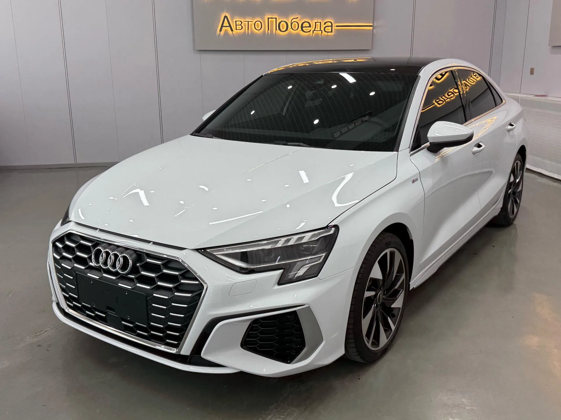 2022 Audi A3 A3L Limousine 35 TFSI Fashion Sport