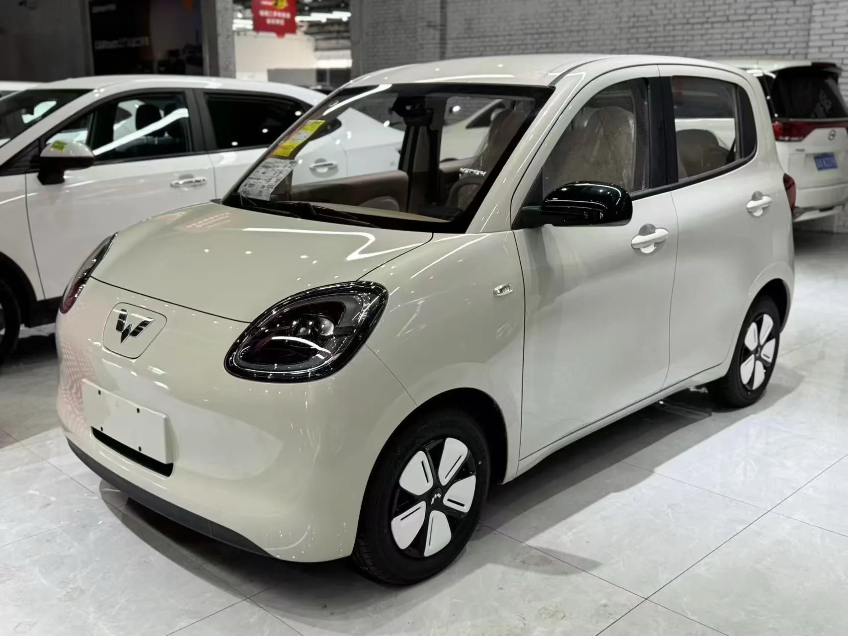 Wuling 2025 Hongguang MINI EV Four-Door Advanced Model Automatic