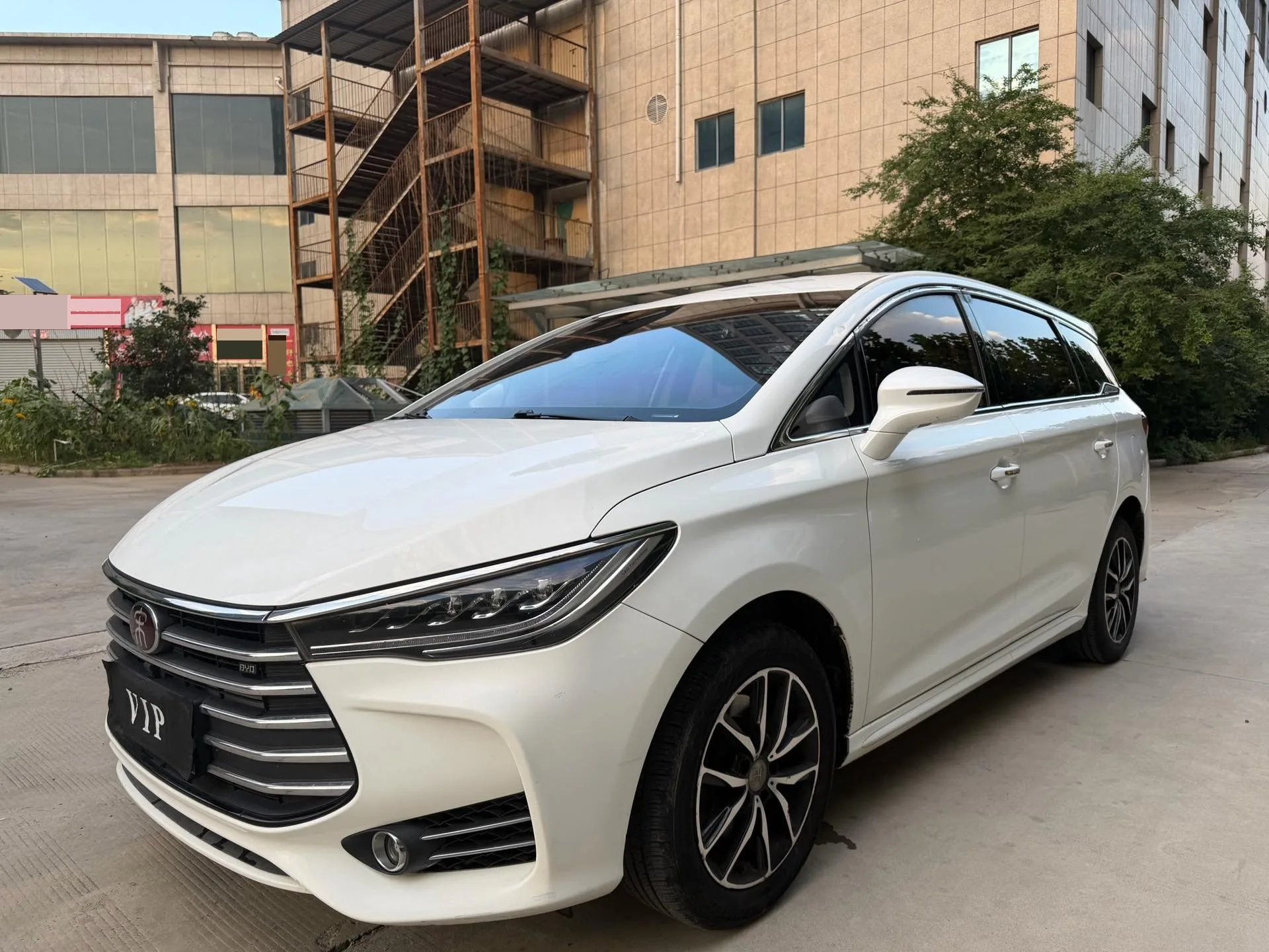 BYD 2018 Song MAX 1.5TI Comfort Edition 6-Seater Manual Transmission