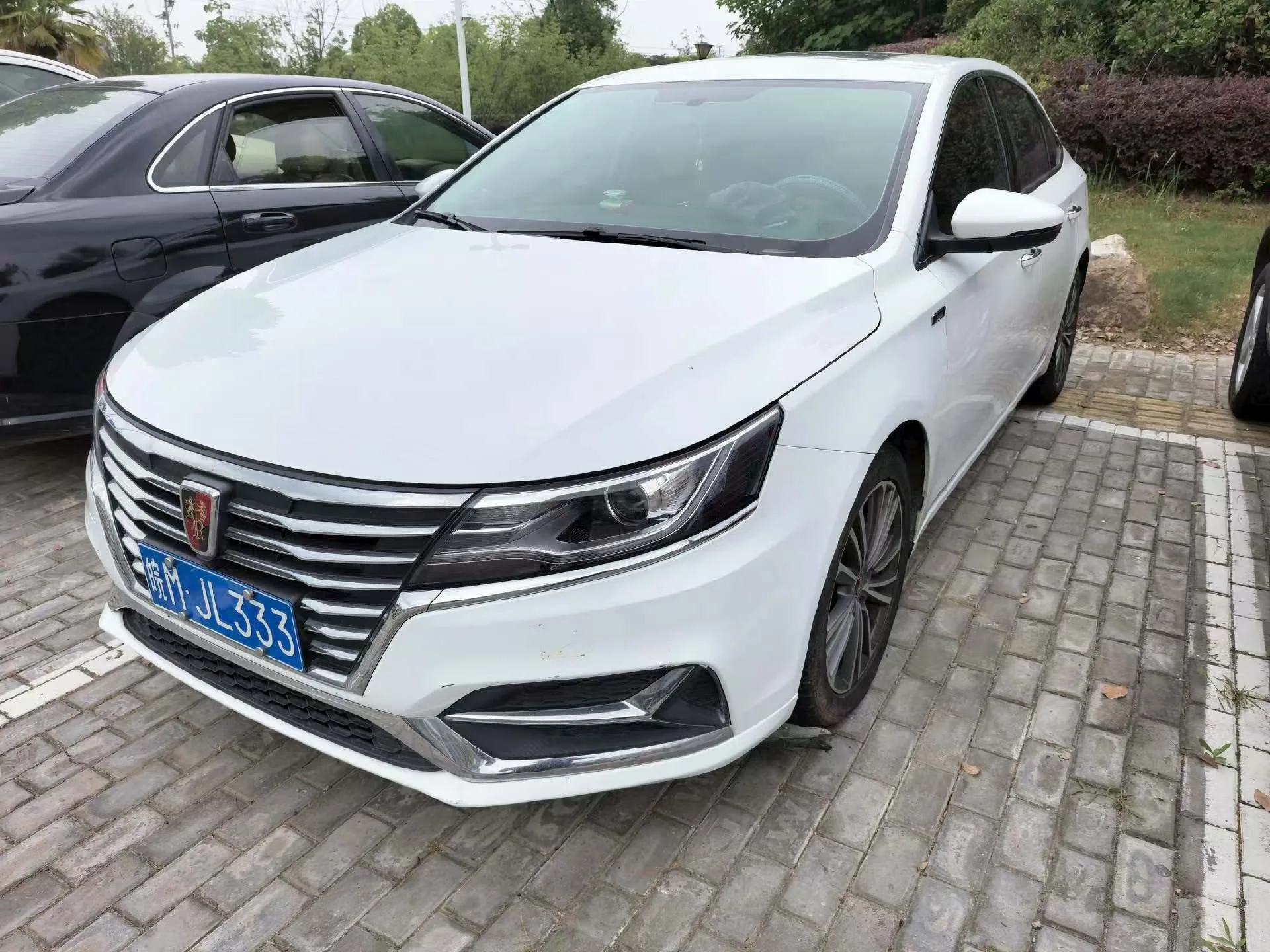 Roewe i6 2020 PLUS 1.6L CVT 4G Connectivity Glory Holographic Edition