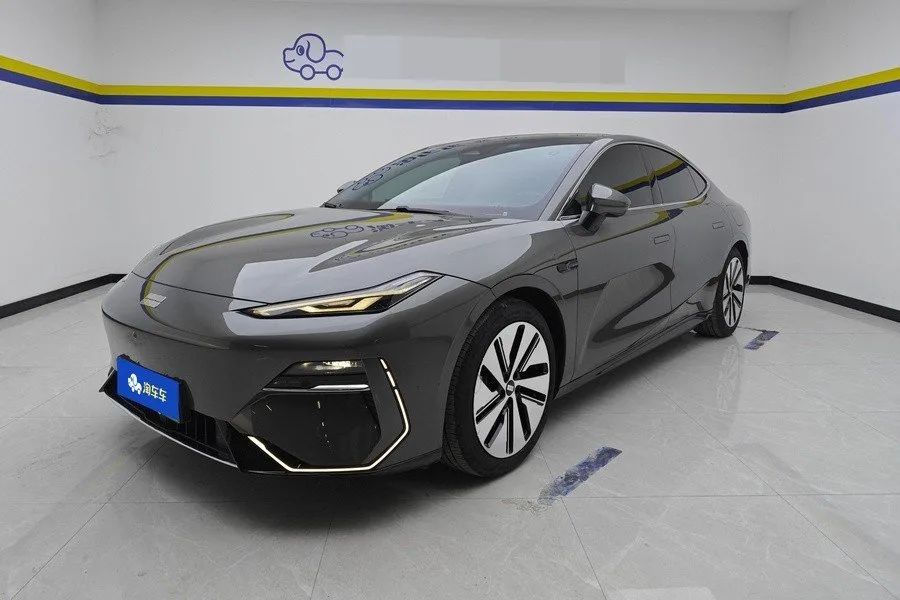 Galaxy E8 2024 Model, 665 km Range, Rear-Wheel Drive, Star Ship Long-Range Edition