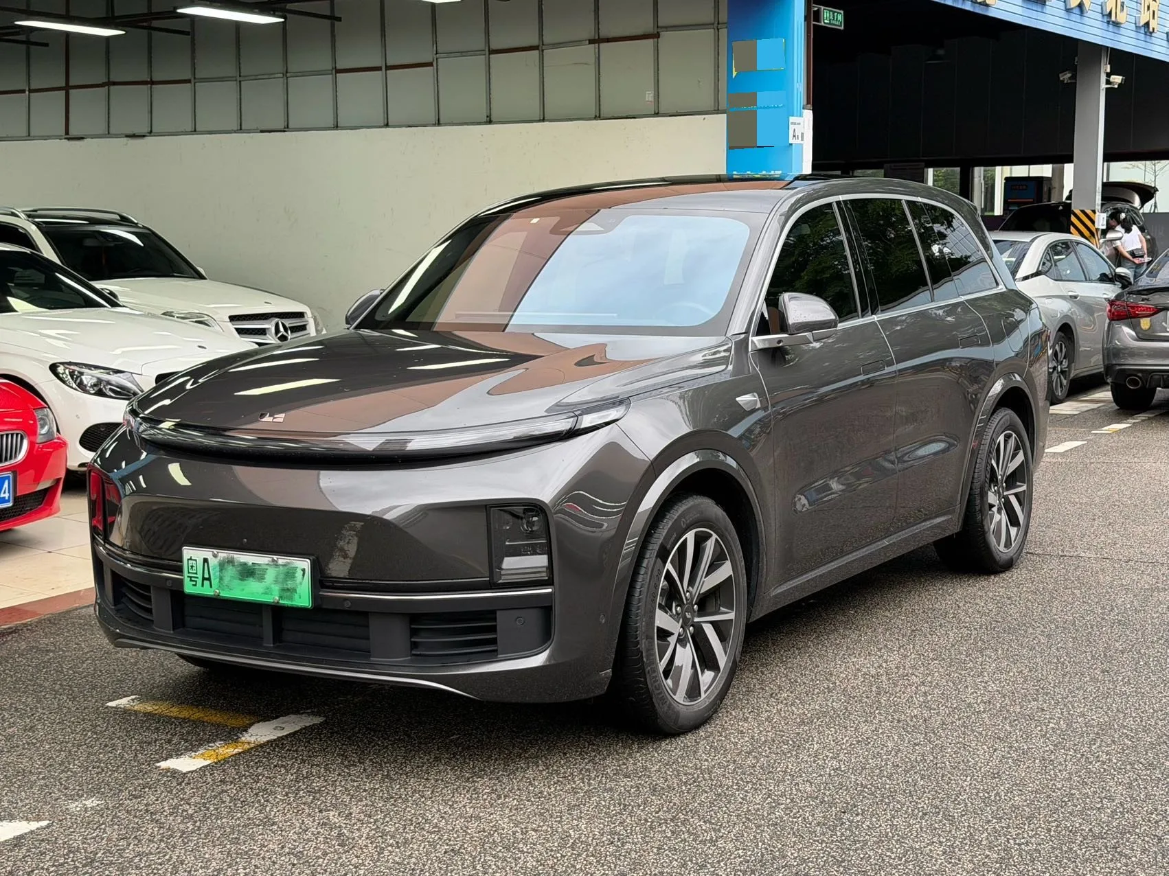 Li Auto L8 2023 Pro