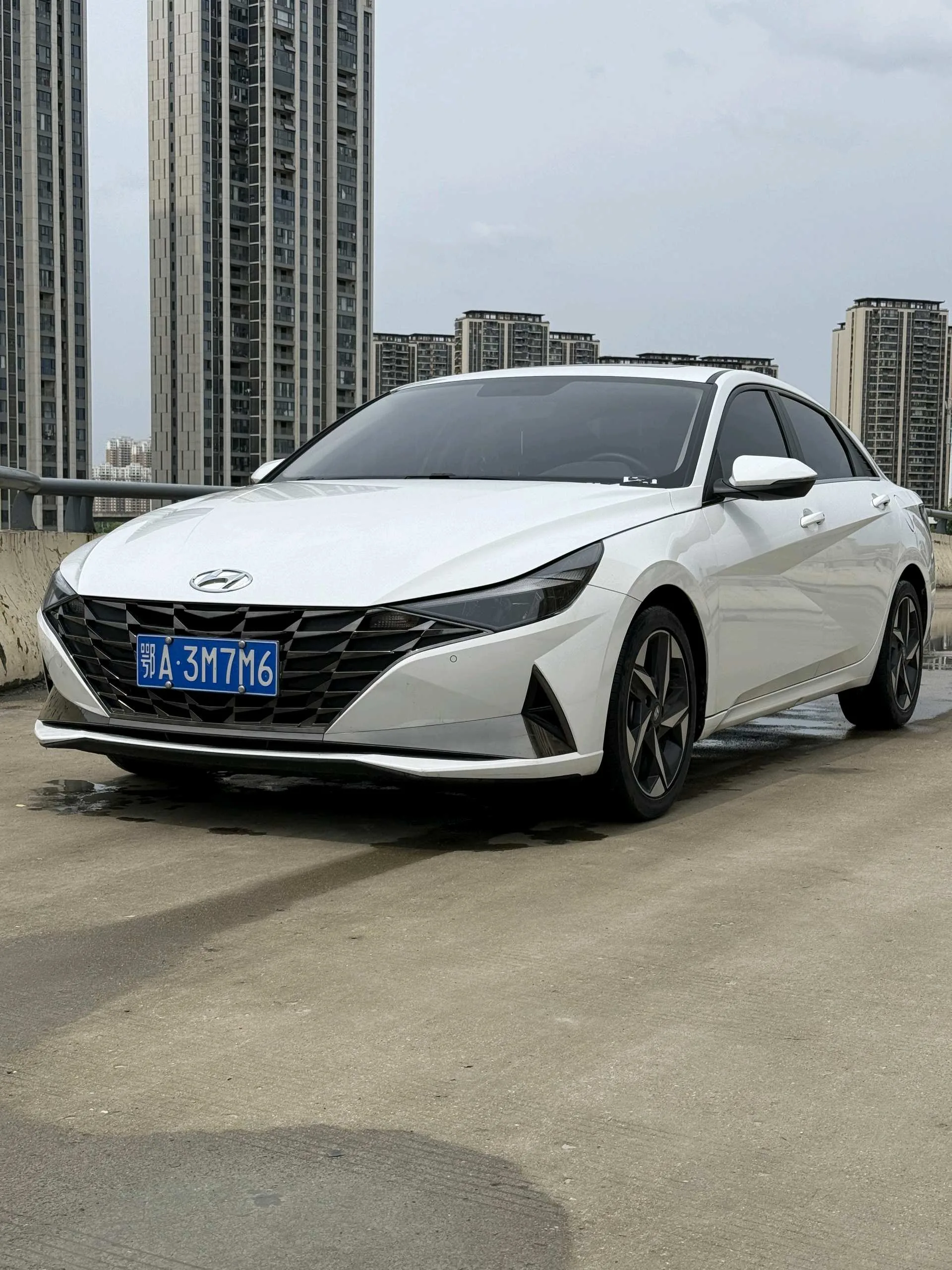 Hyundai Elantra 2022 1.5L CVT GLX Elite Edition