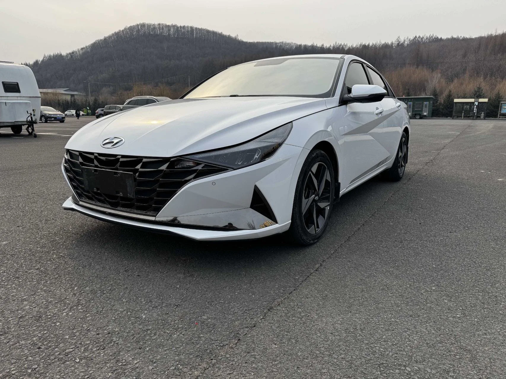 2021 Elantra 1.5L CVT LUX Premium Edition