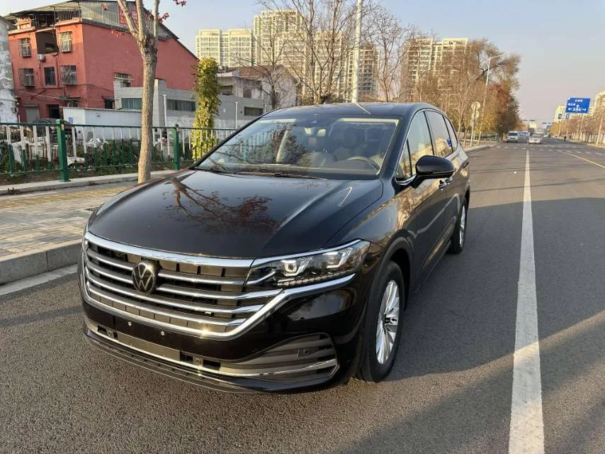 Volkswagen 2024 Viloran 2.0 TSI 330 TSI Business Edition Automatic