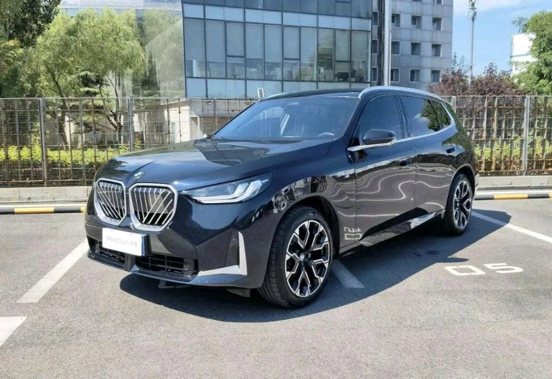 BMW 2025 X3 xDrive30L 2.0T Leading Edition M Sport Shadow Edition Automatic