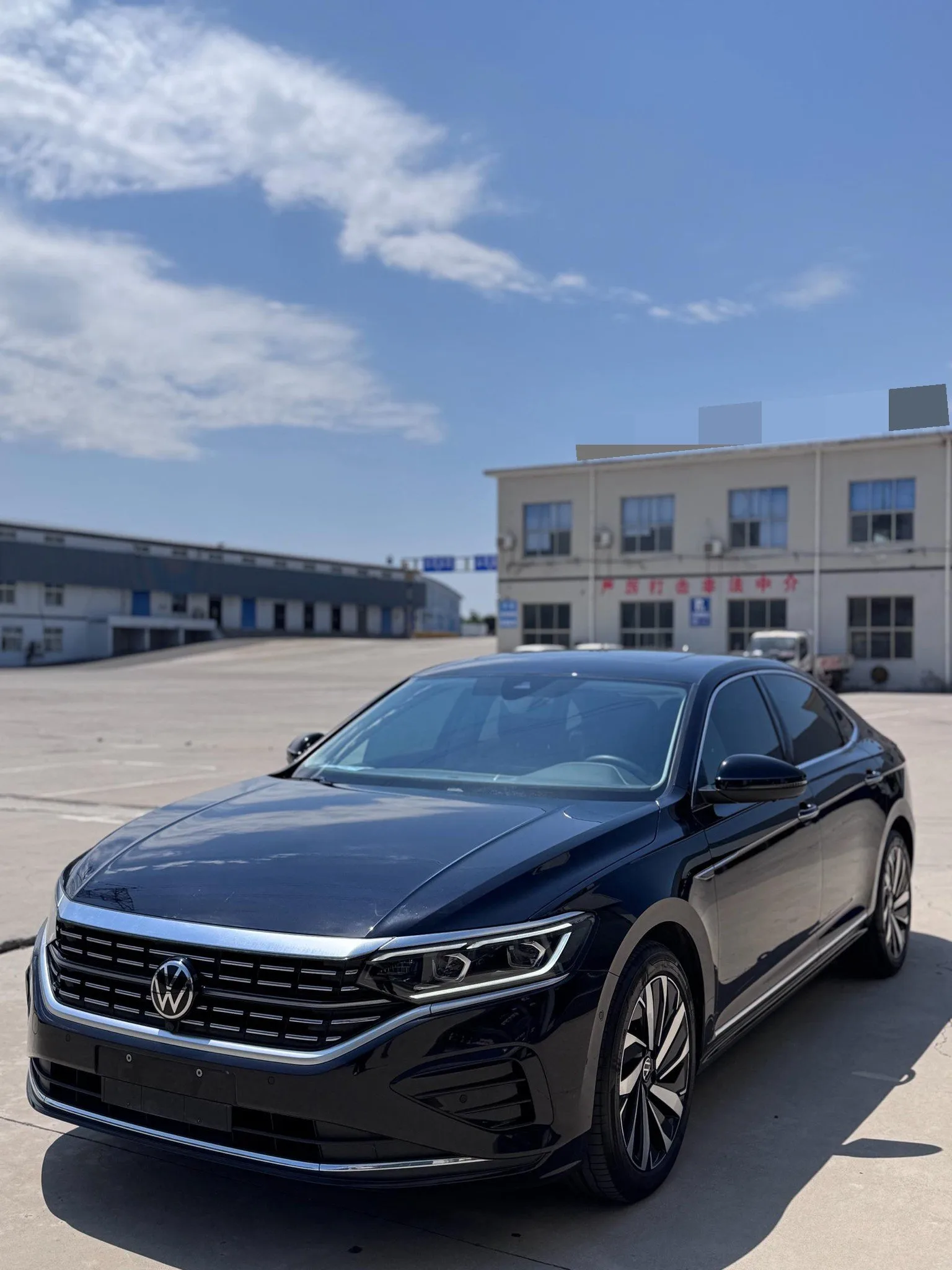 Volkswagen 2024 Passat 2.0 TSI 380 TSI Dragon Glory Edition, Automatic Transmission
